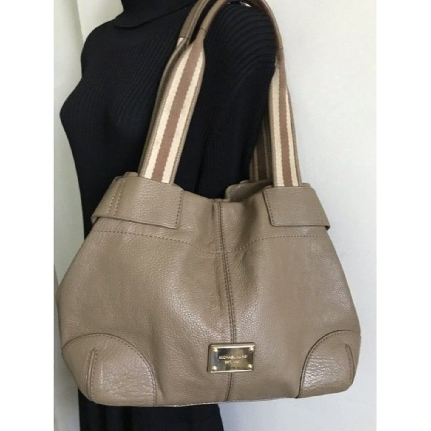 Michael Kors Brown Leather Shoulder Bag