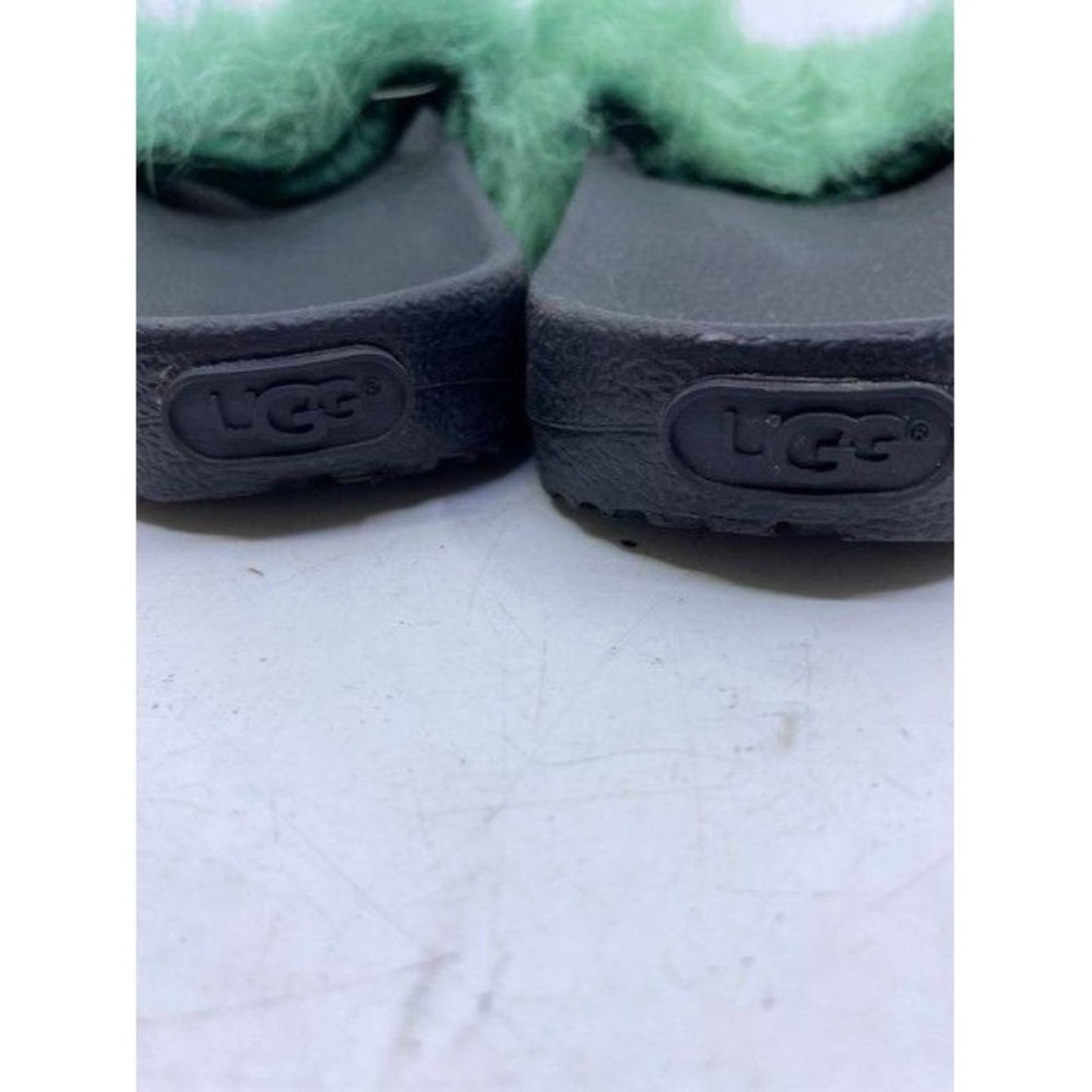 Ugg Australia Green Super Cute Puffed Sandals Size