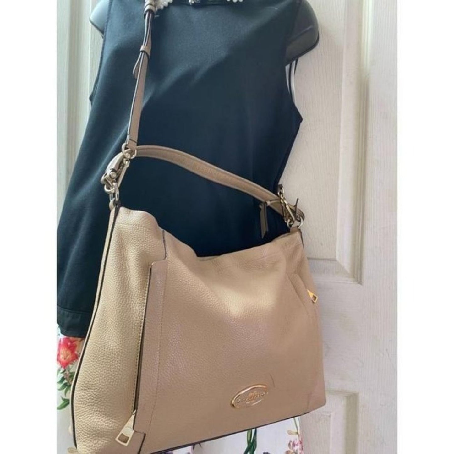 coach medium w adjustable strap tan leather cross
