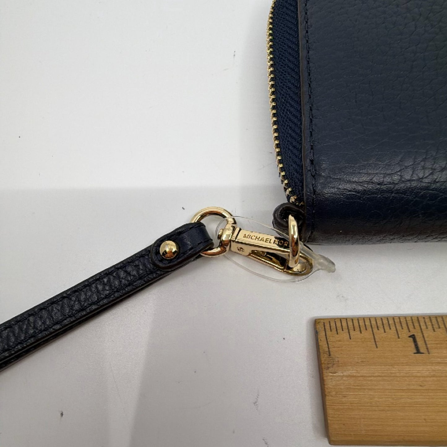 Michael Kors Jet Set Travel Continental Blue Pebbled Leather Wallet