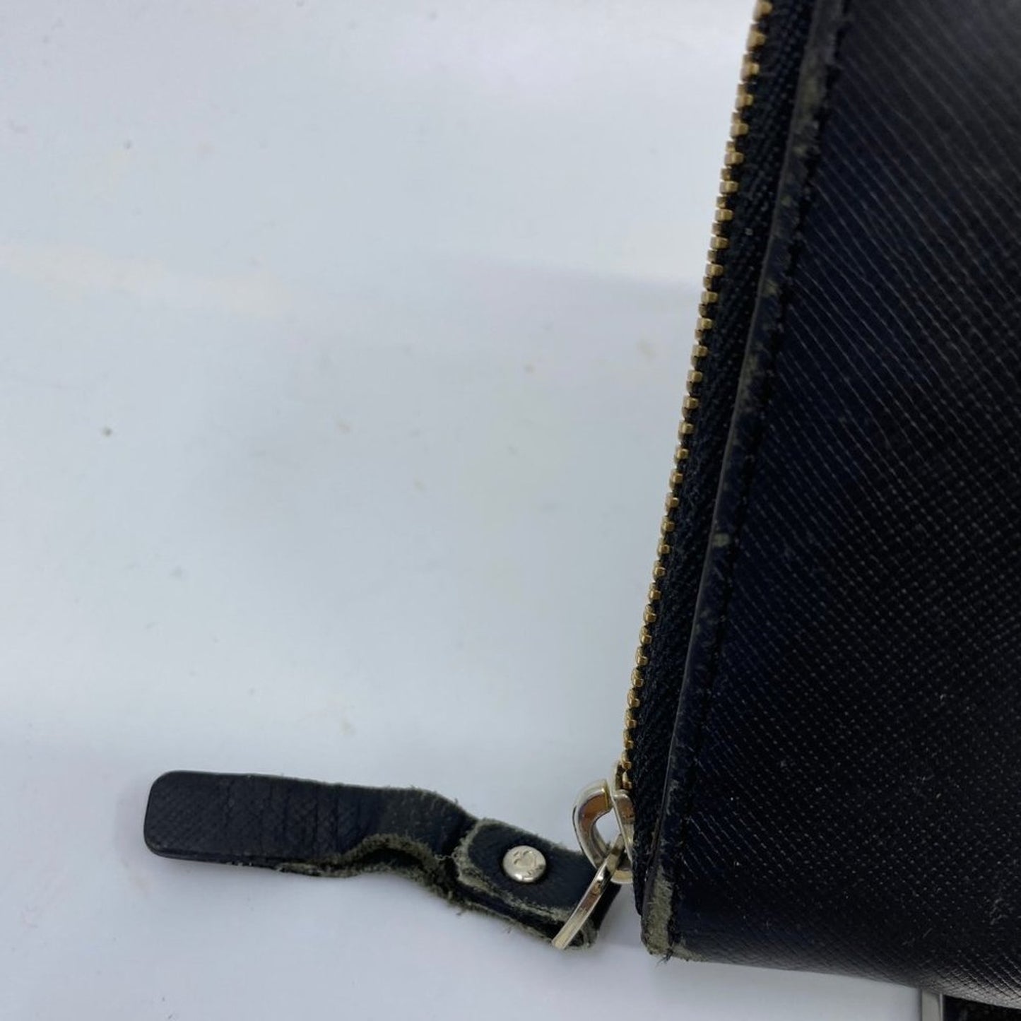 Kate Spade Black Leather Zipper Wallet