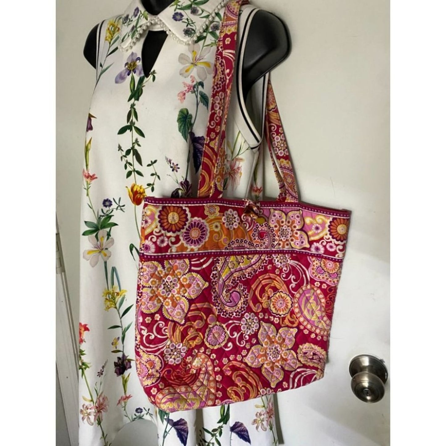 VERA BRADLEY Red Orange Large Quilted Tote Bag