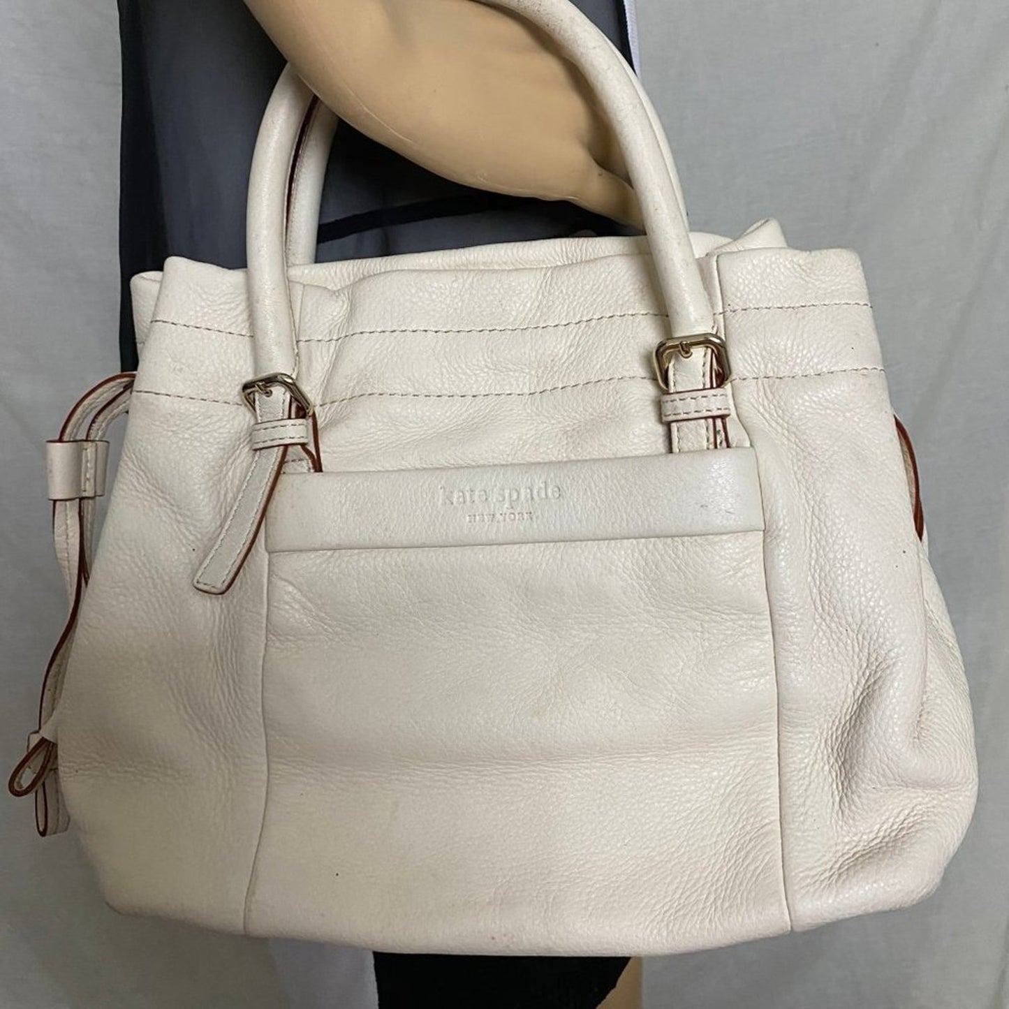 Kate Spade Cream Leather Medium Size Handbag
