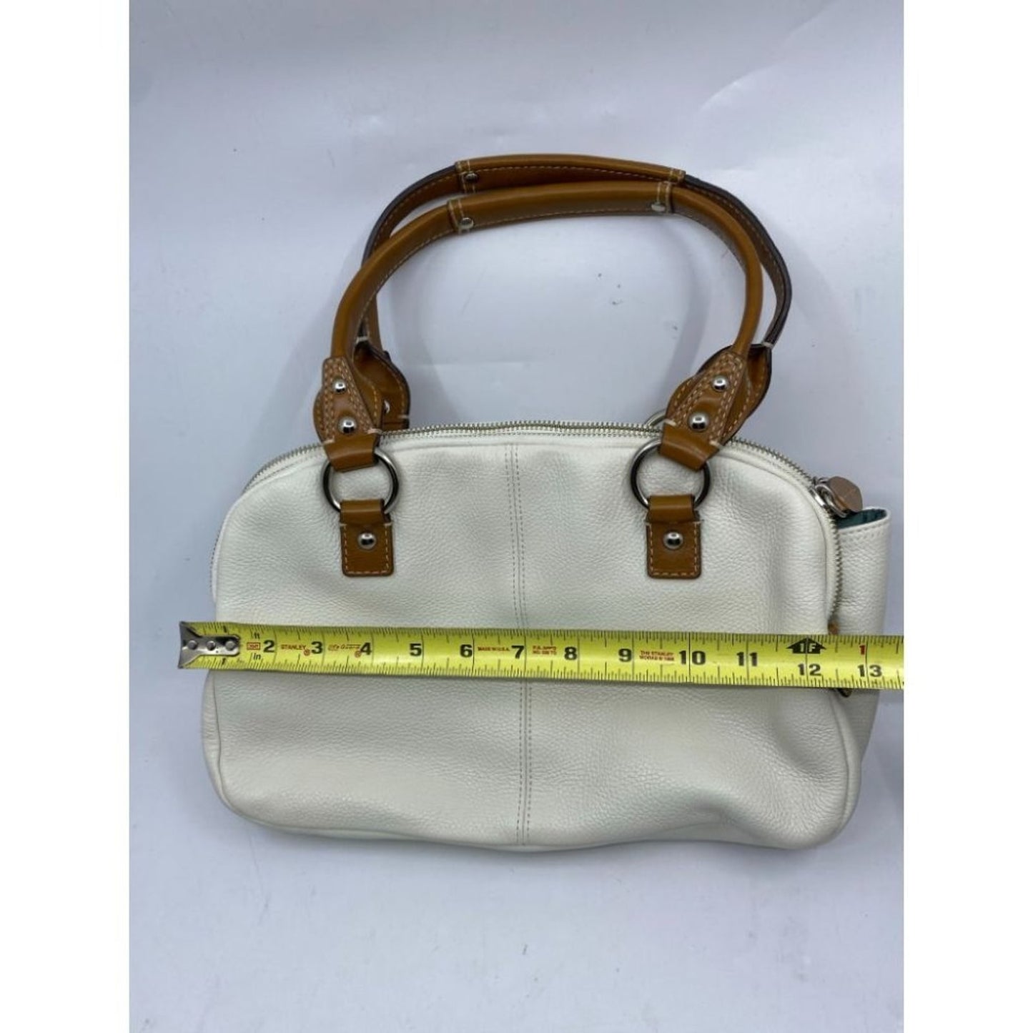 Coach Leather Medium Size White Brown Shoulder Bag