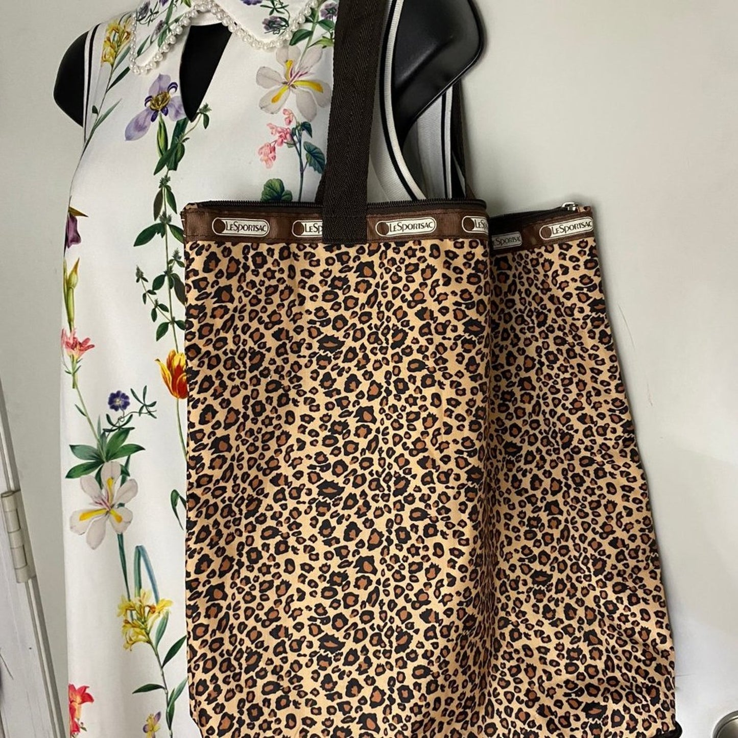 Le Sportsec Tan Large Shopping Tote