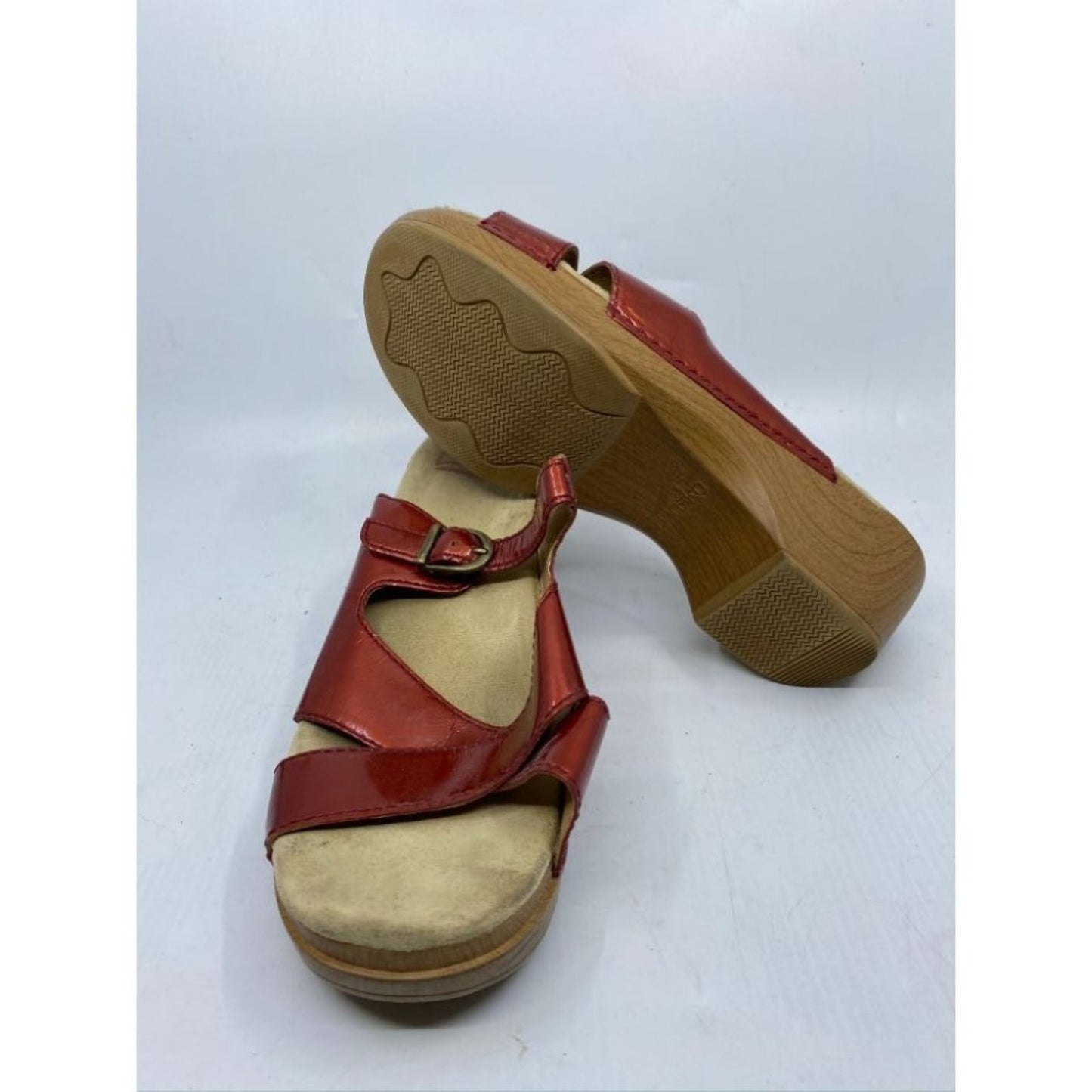 Dansko Red Tan Unisex Mules/Clogs Size 42/11.5