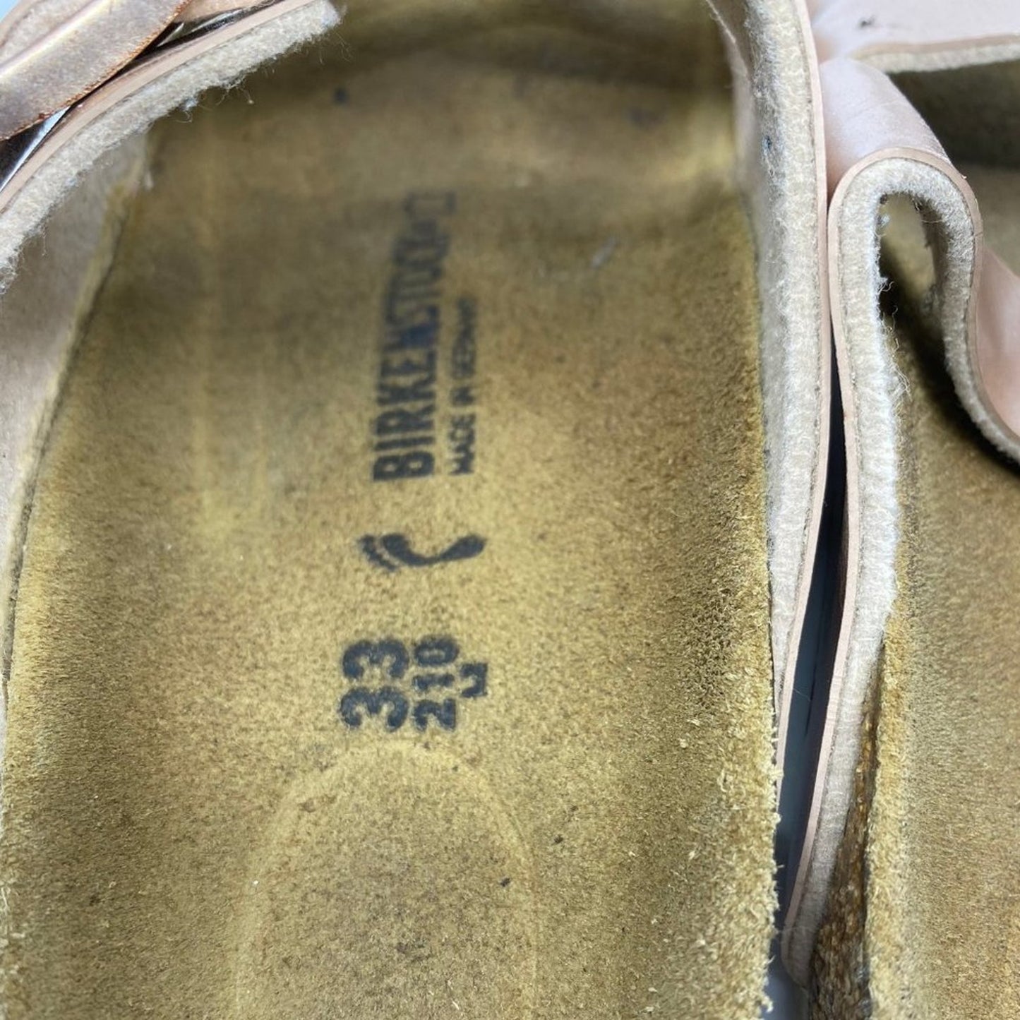 Unisex Birkenstock Alpro Gold Sandals Size: 4