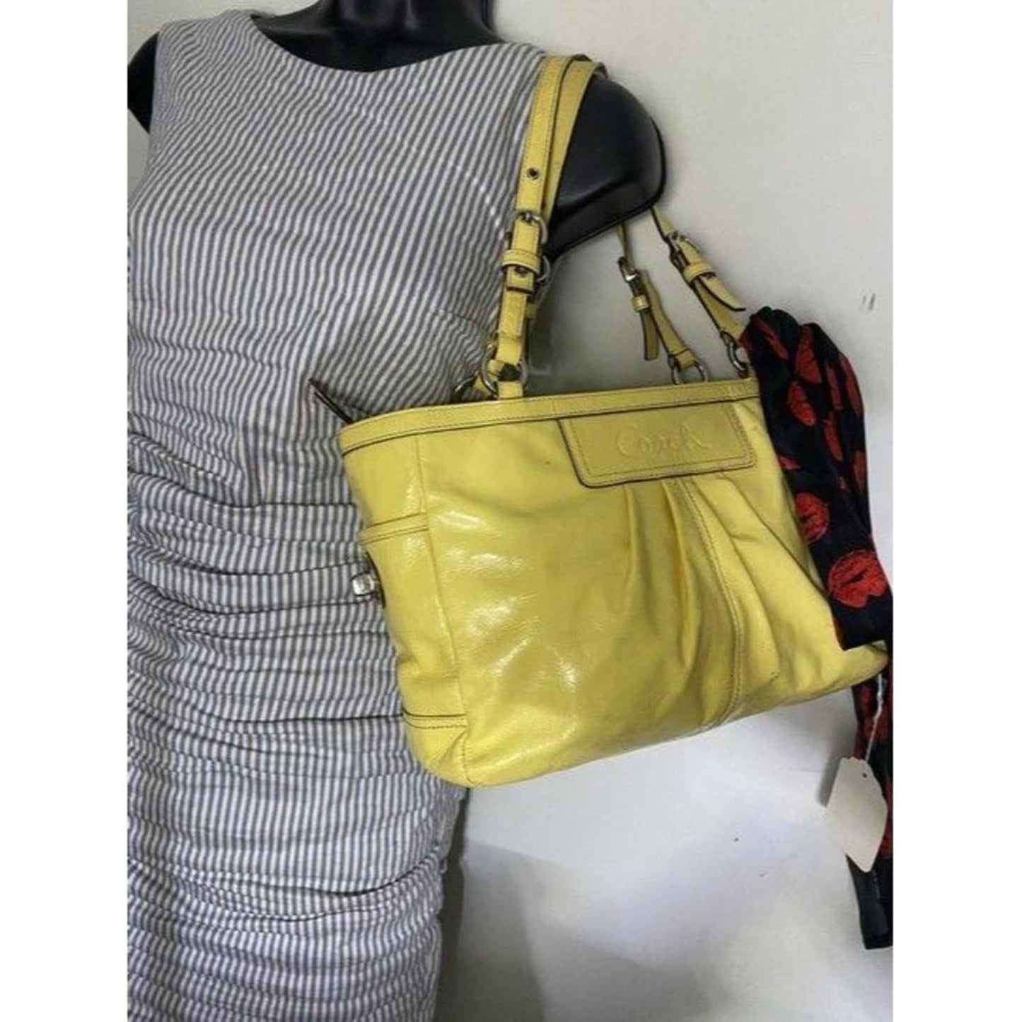 coach w w detachable specialty tie accent yellow s