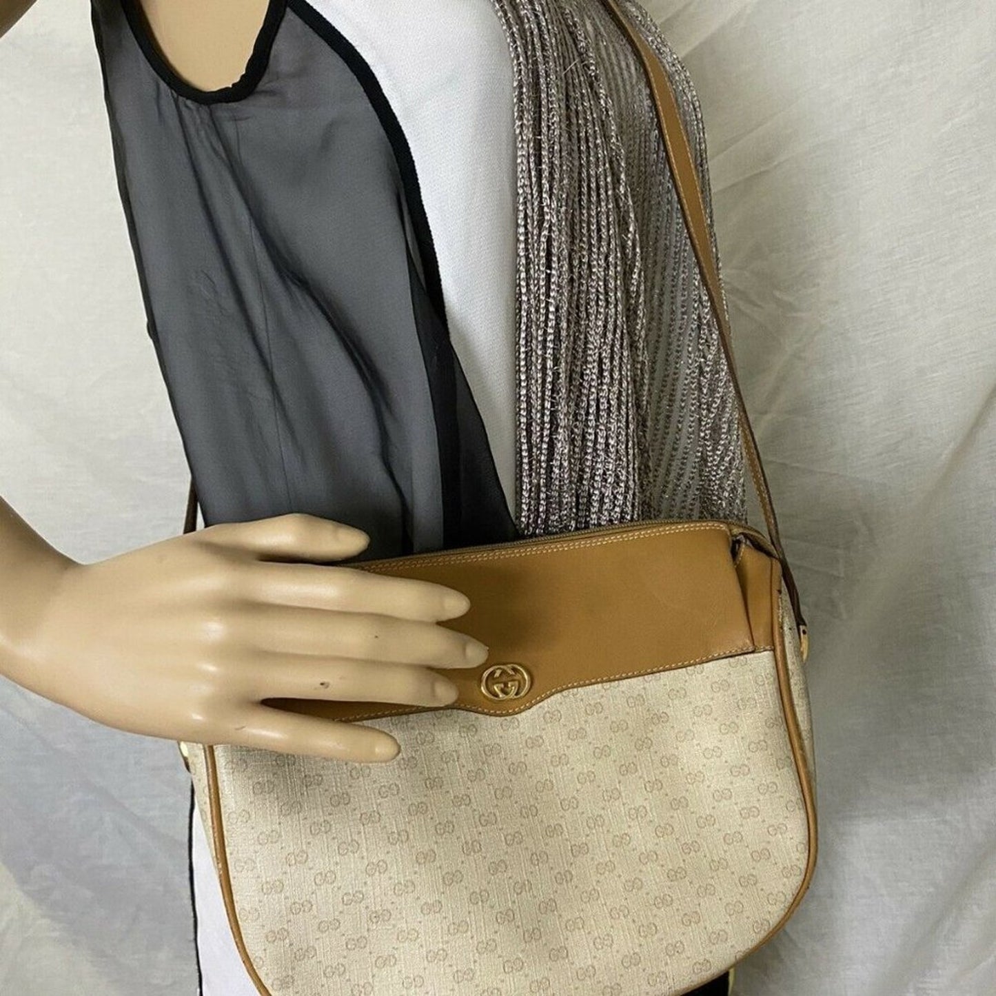 GUCCI Vintage Beige Coated Canvas/ Leather Crossbo