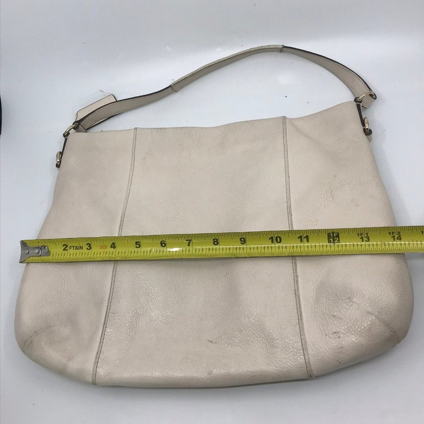 COACH White Medium Leather Handbag