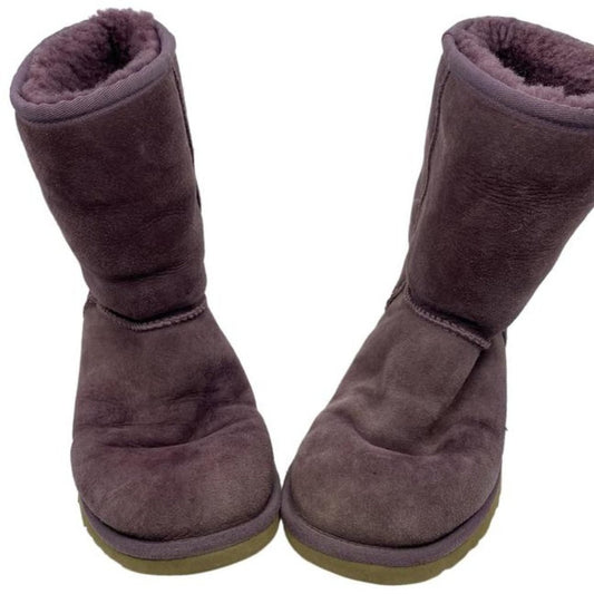 UGG Australia Classic Purple Colored Boots Size 6