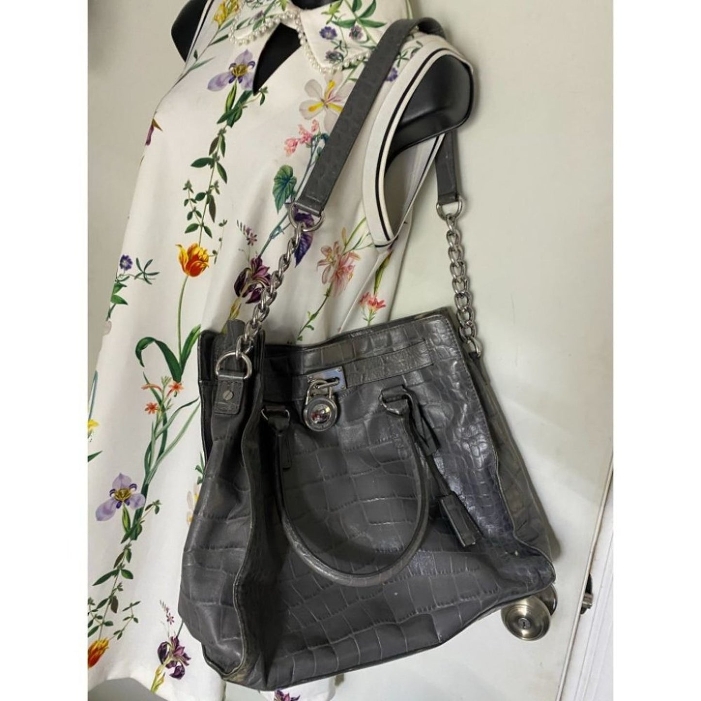 Michael Kors Leather Olive Black Hamilton Bag