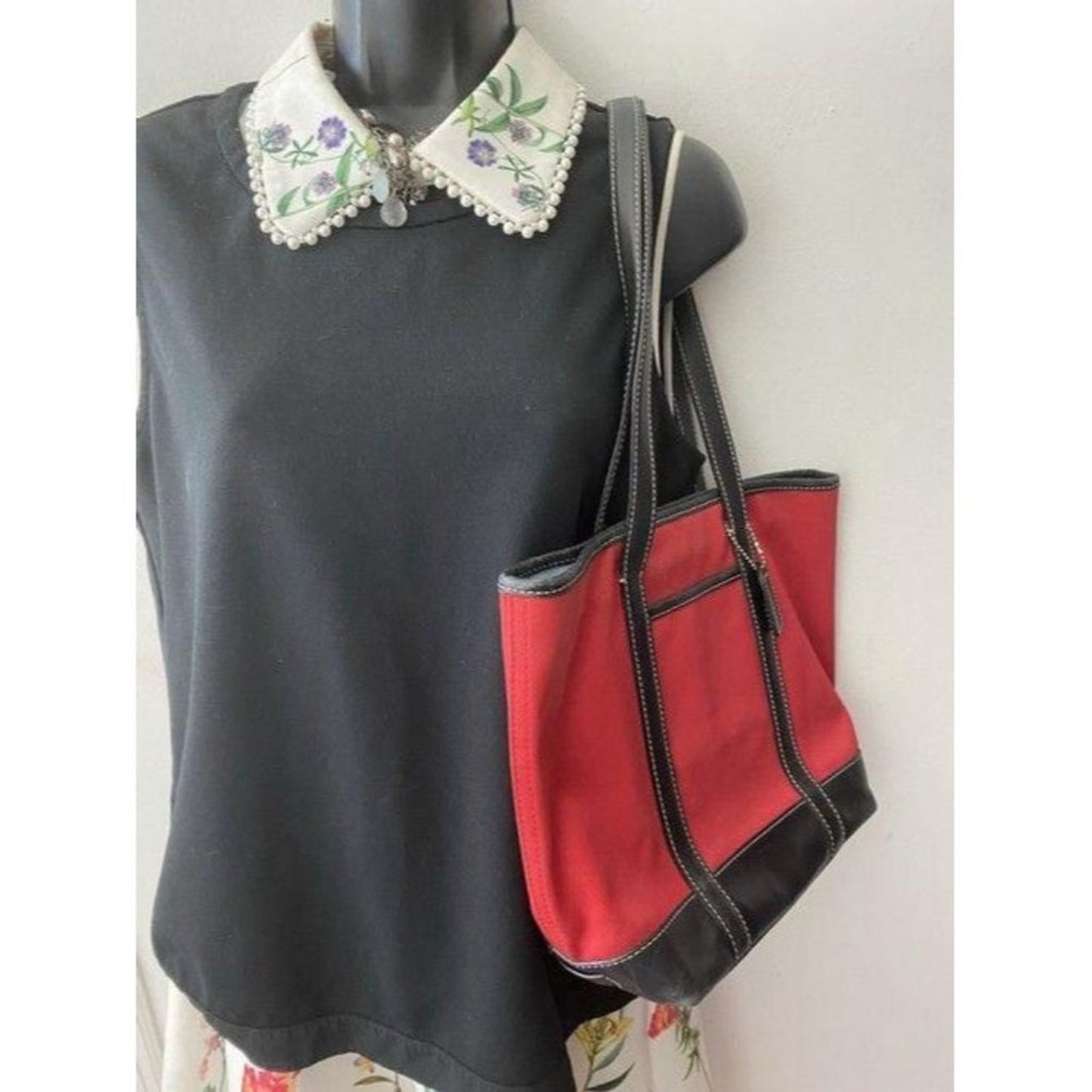 coach large red black nylon shoulder bag