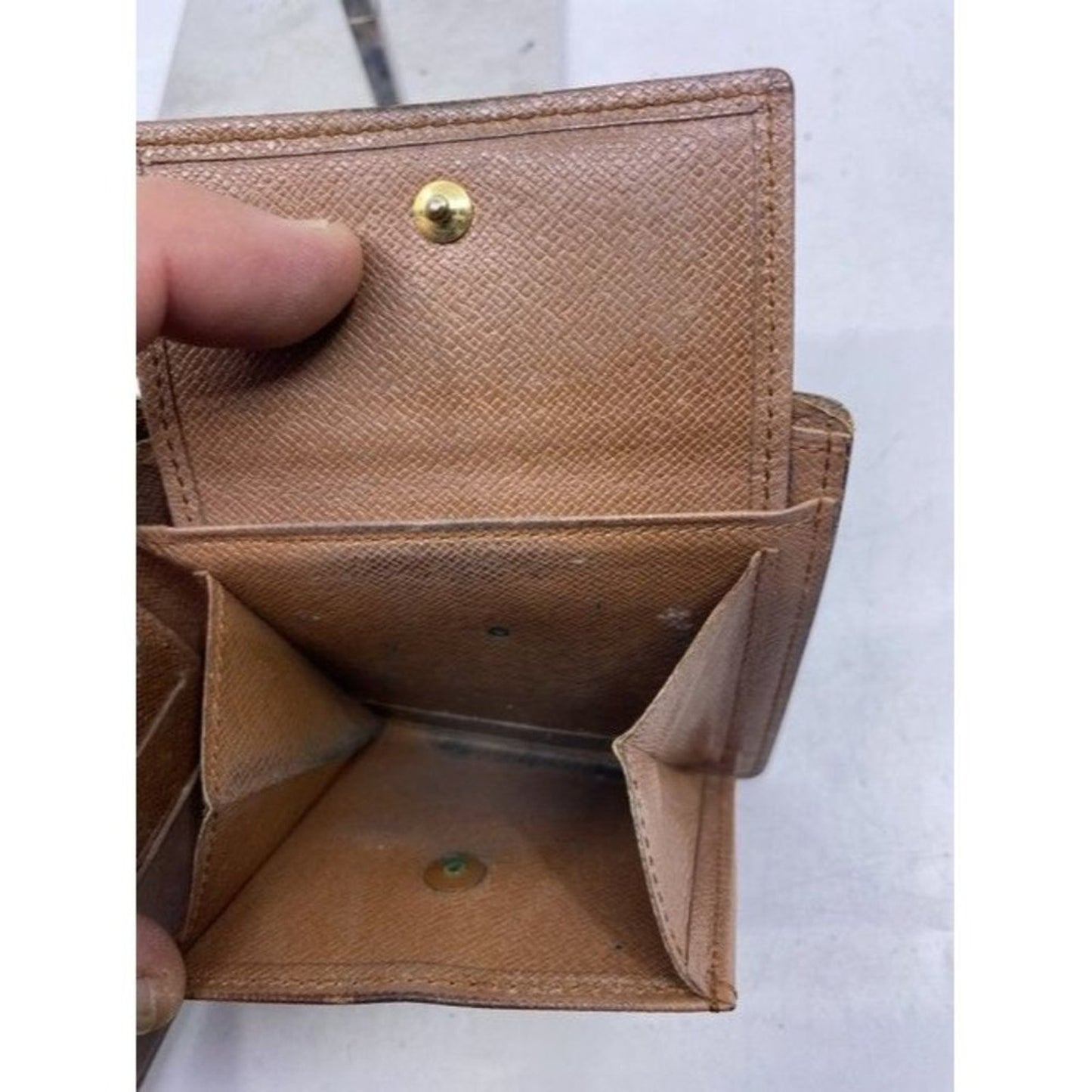 Louis Vuitton Brown Vintage Monogram Bifold Ba0992 Wallet