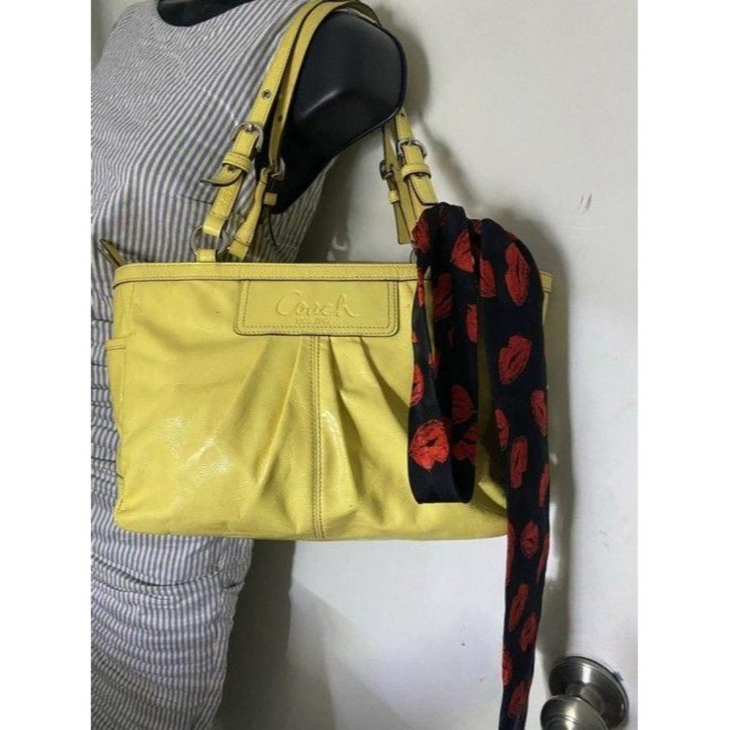 coach w w detachable specialty tie accent yellow s