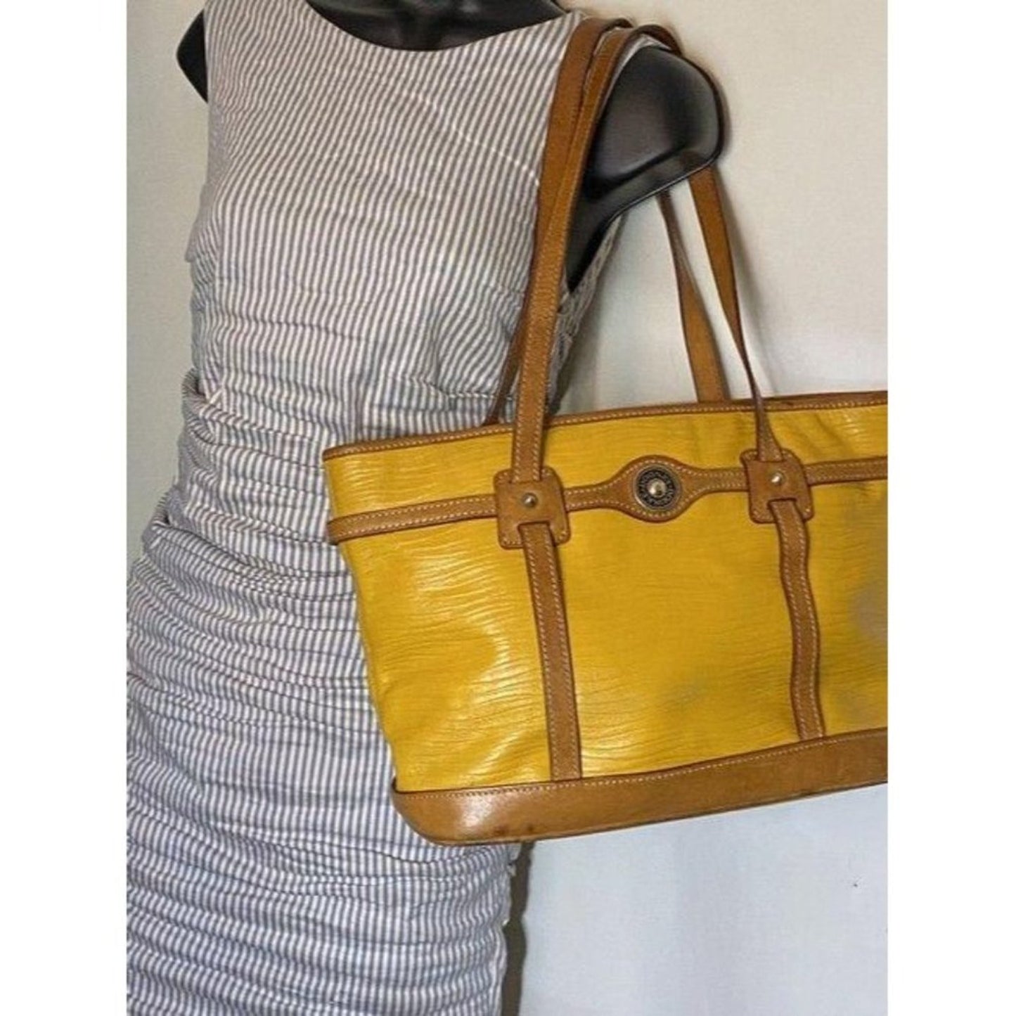 dooney and bourke yellow leather shoulder bag