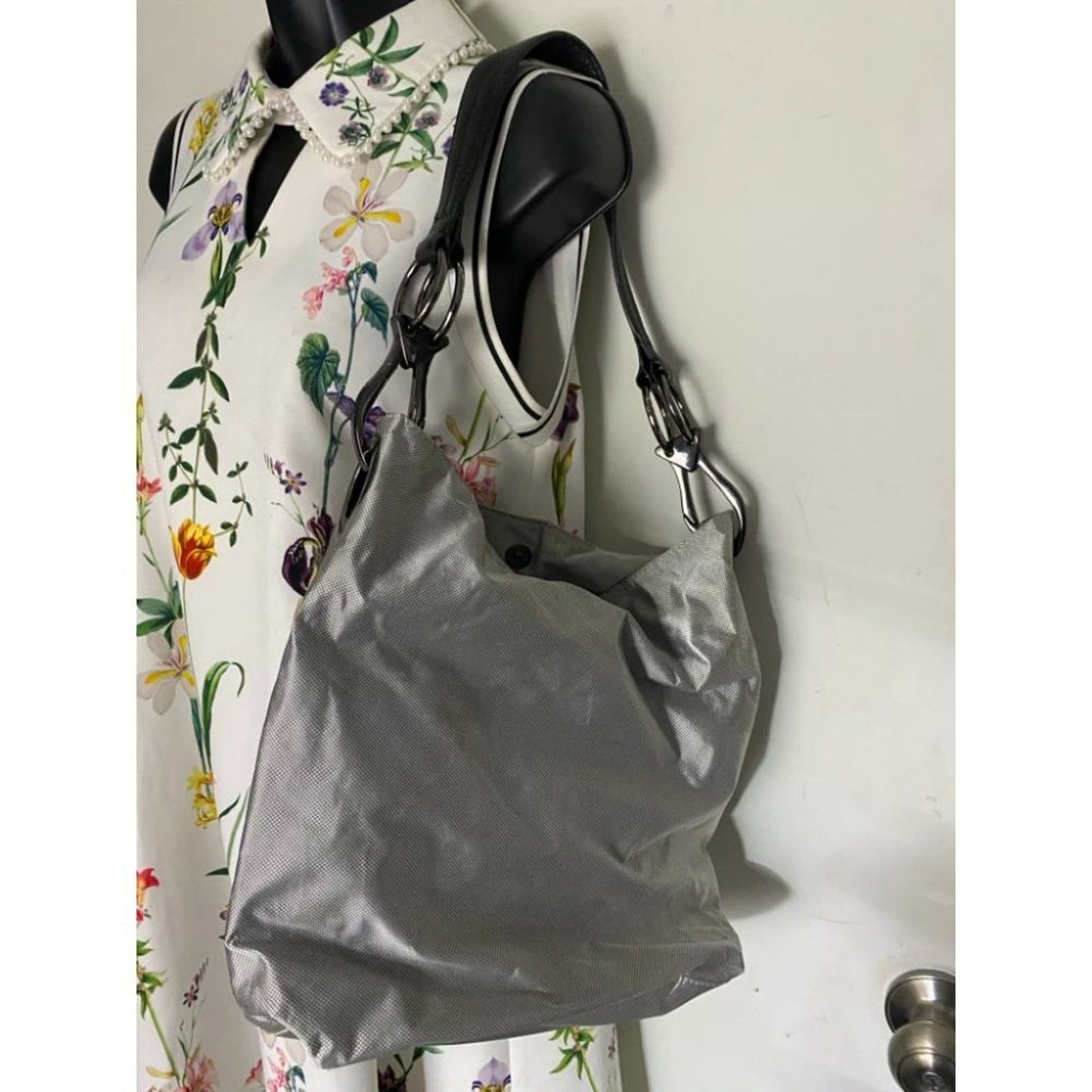 IPK Paris 75 Gray Nylon Hand Bag/Shoulder
