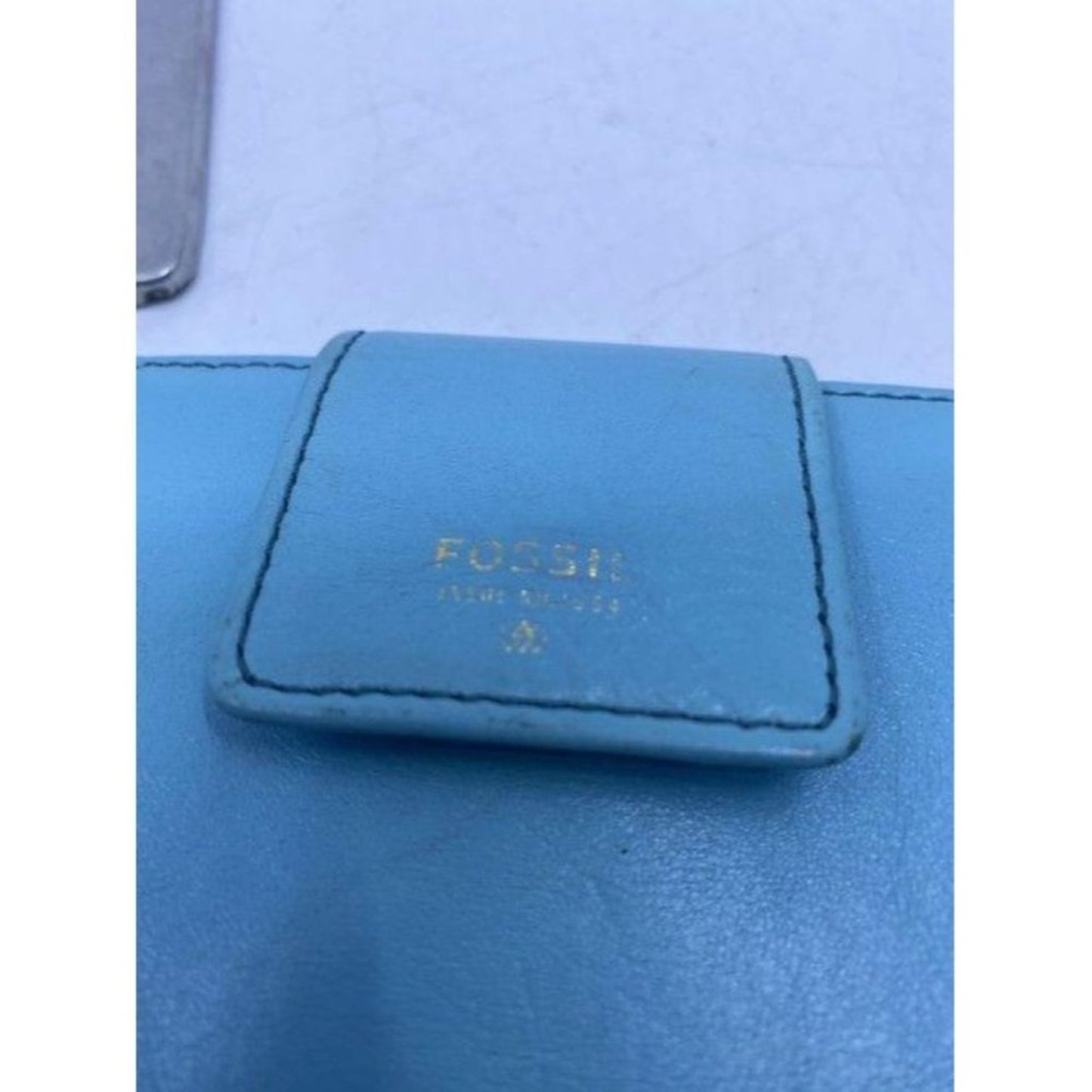 Fossil Blue Leather Large Card Id With Expandable