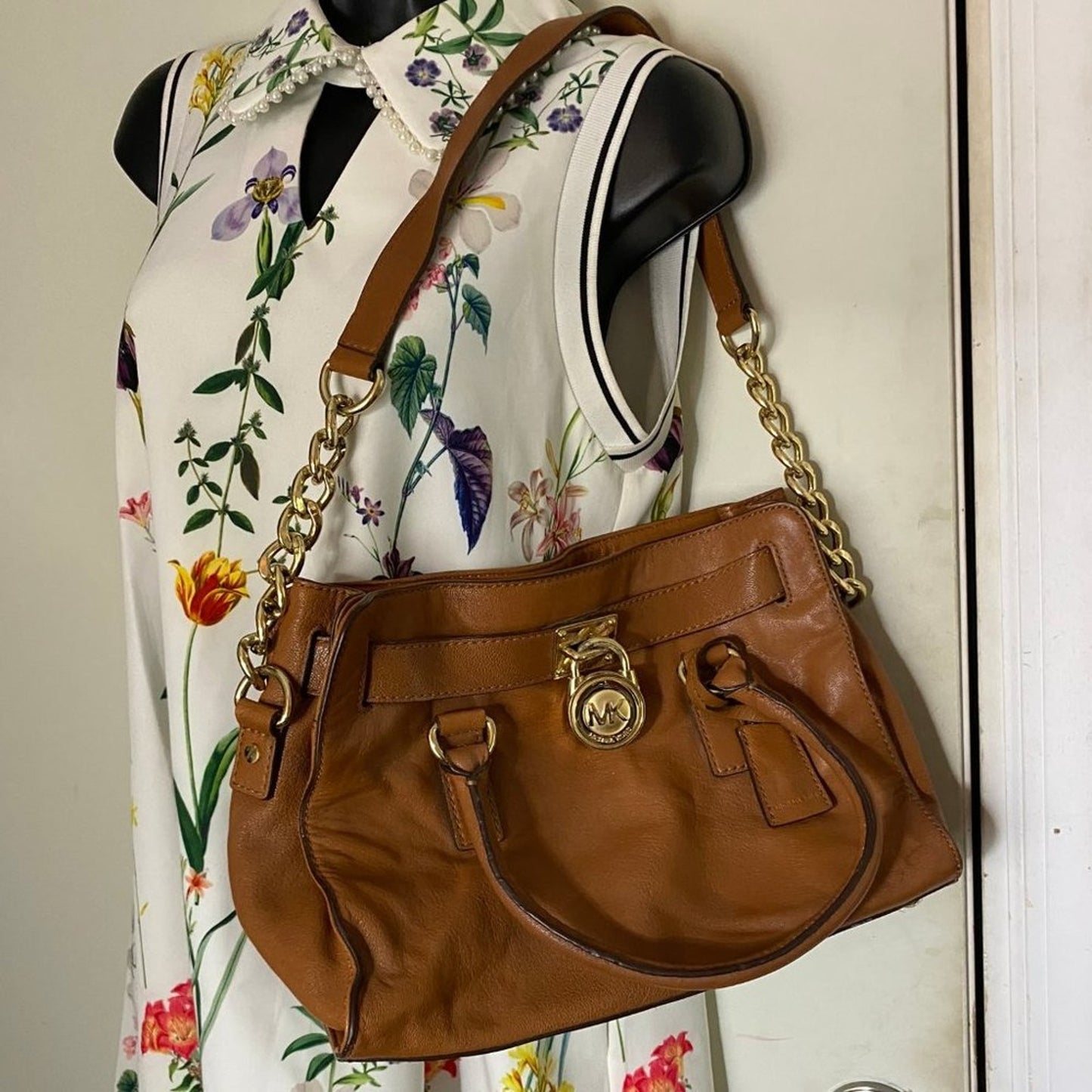 Michael Kors Medium Brown Hamilton Leather Bag
