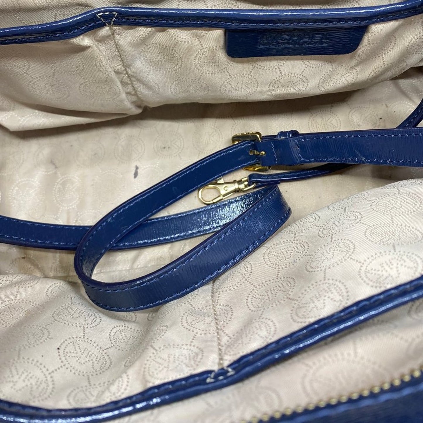 Michael Kors L Blue Leather Crossbody/Handbag