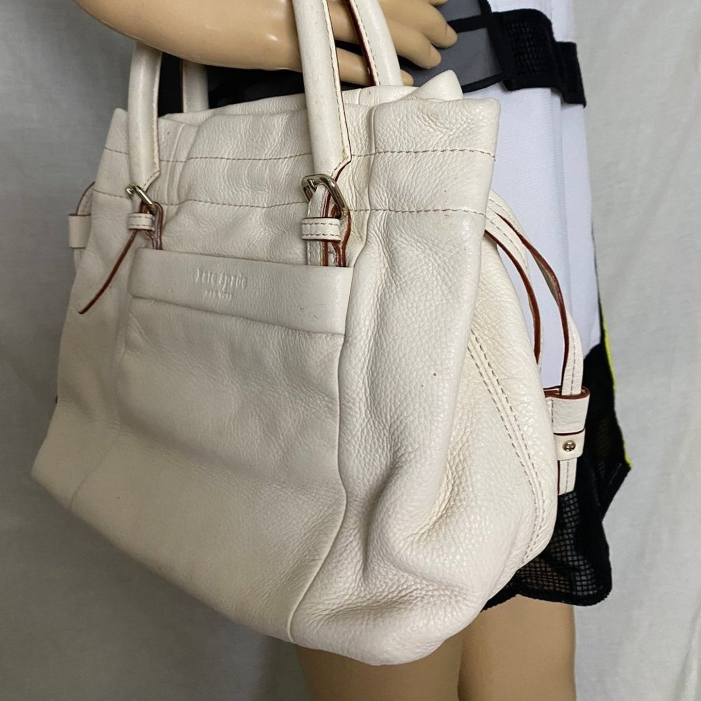 Kate Spade Cream Leather Medium Size Handbag