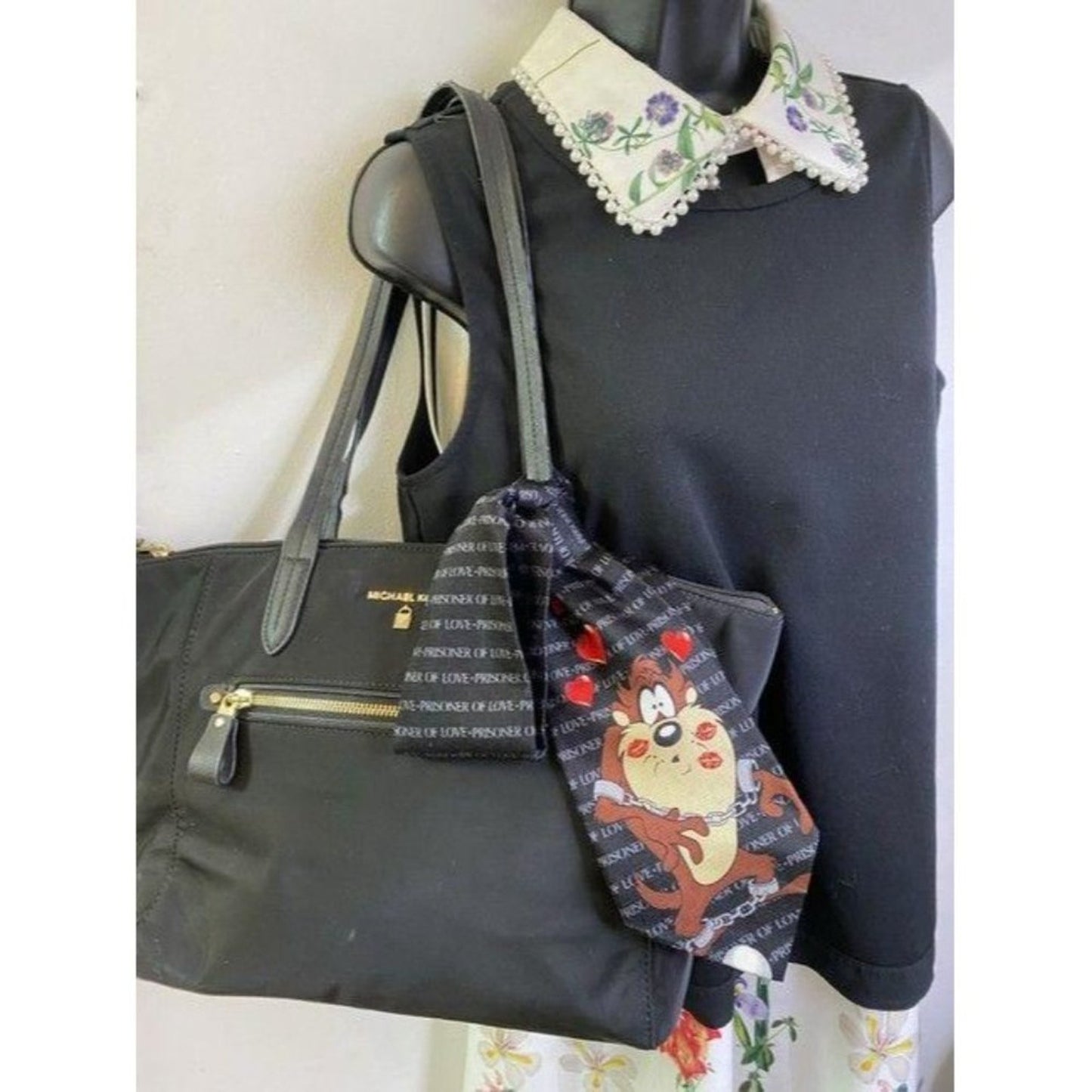 michael kors w large w looney tunes tie sash black