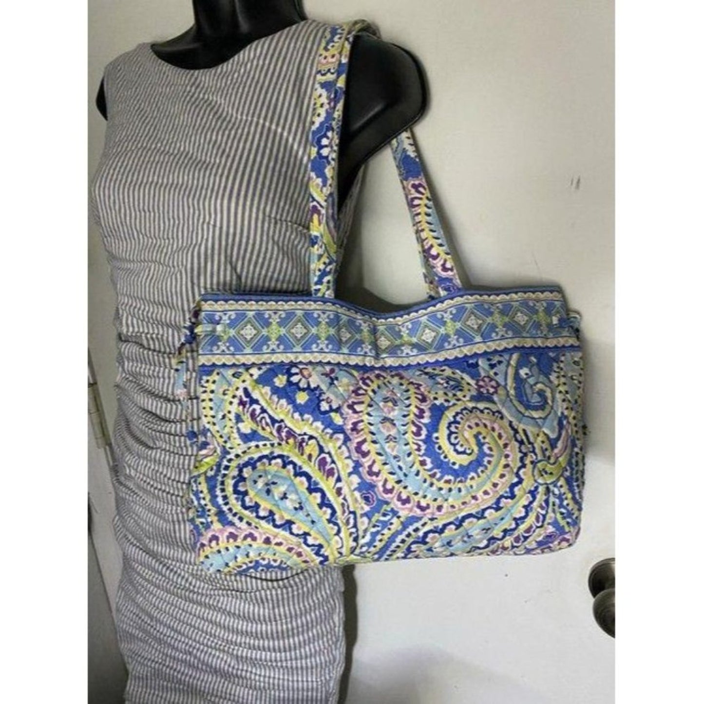 Vera Bradley Large Quilted Blue Purple Yellow Whit