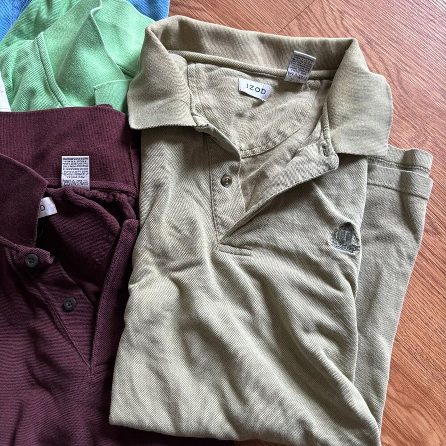 Izod Lot of 8 Short Sleeve Shirts XL