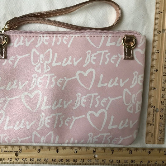 NWOT Luv Betsey Wallet