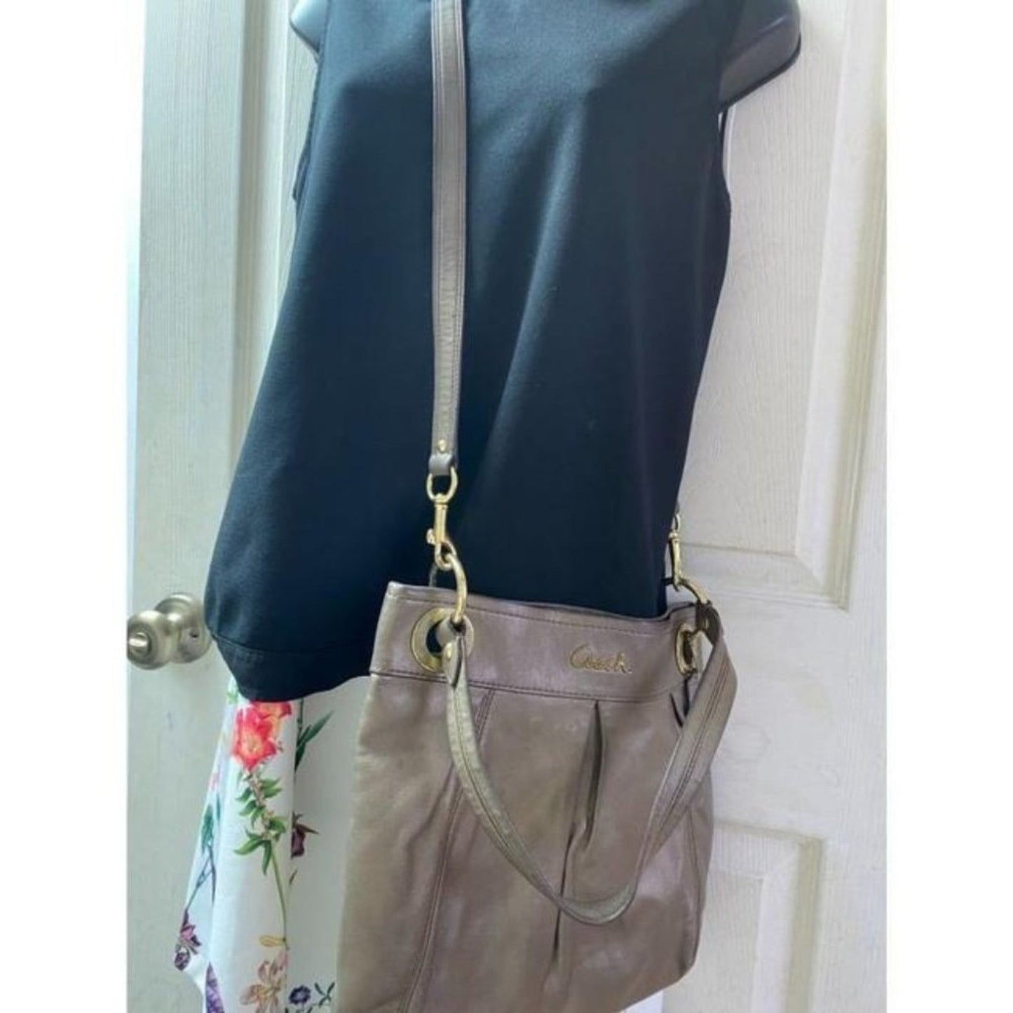 coach medium w adjustable strap gold leather cross