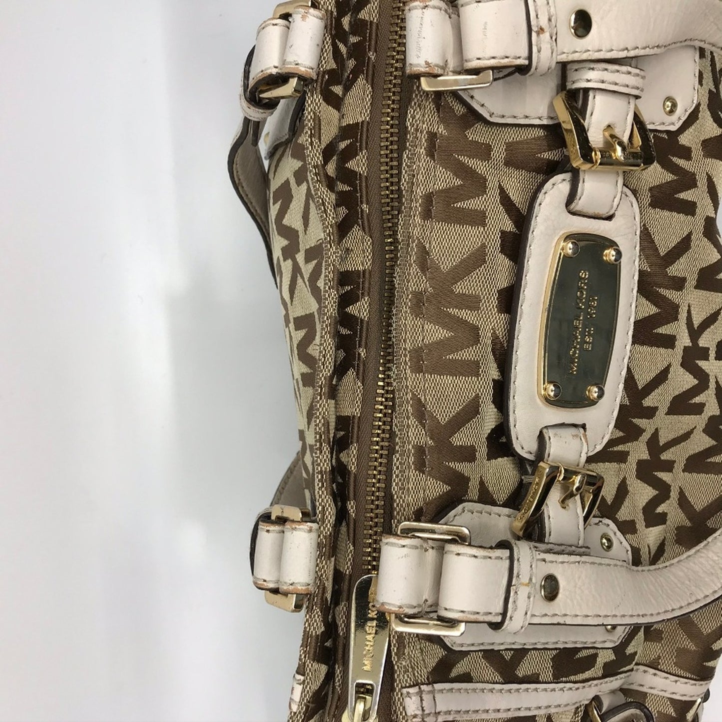 MICHAEL KORS White/Tan Jacquard Fabric Shoulder Ba