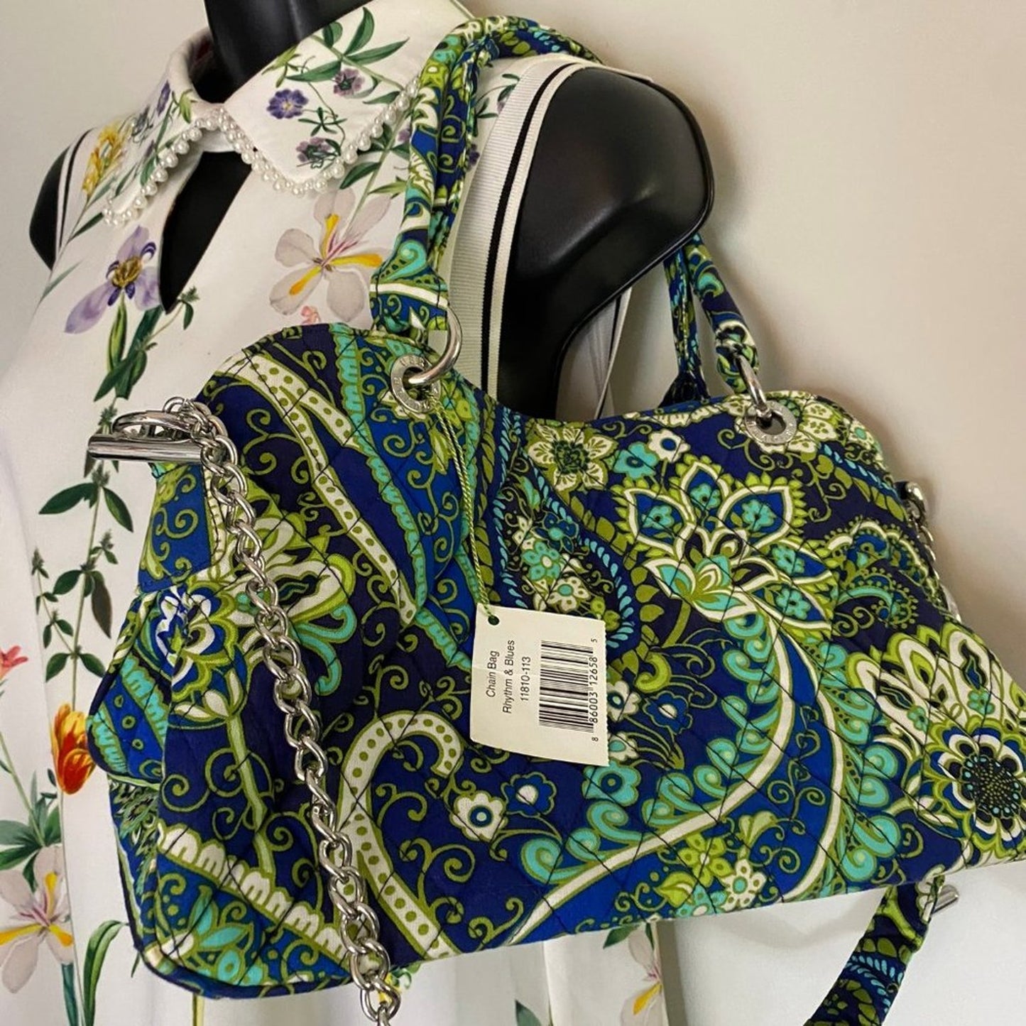NWT!  Vera Bradley Chain Bag Rhythm & Blues