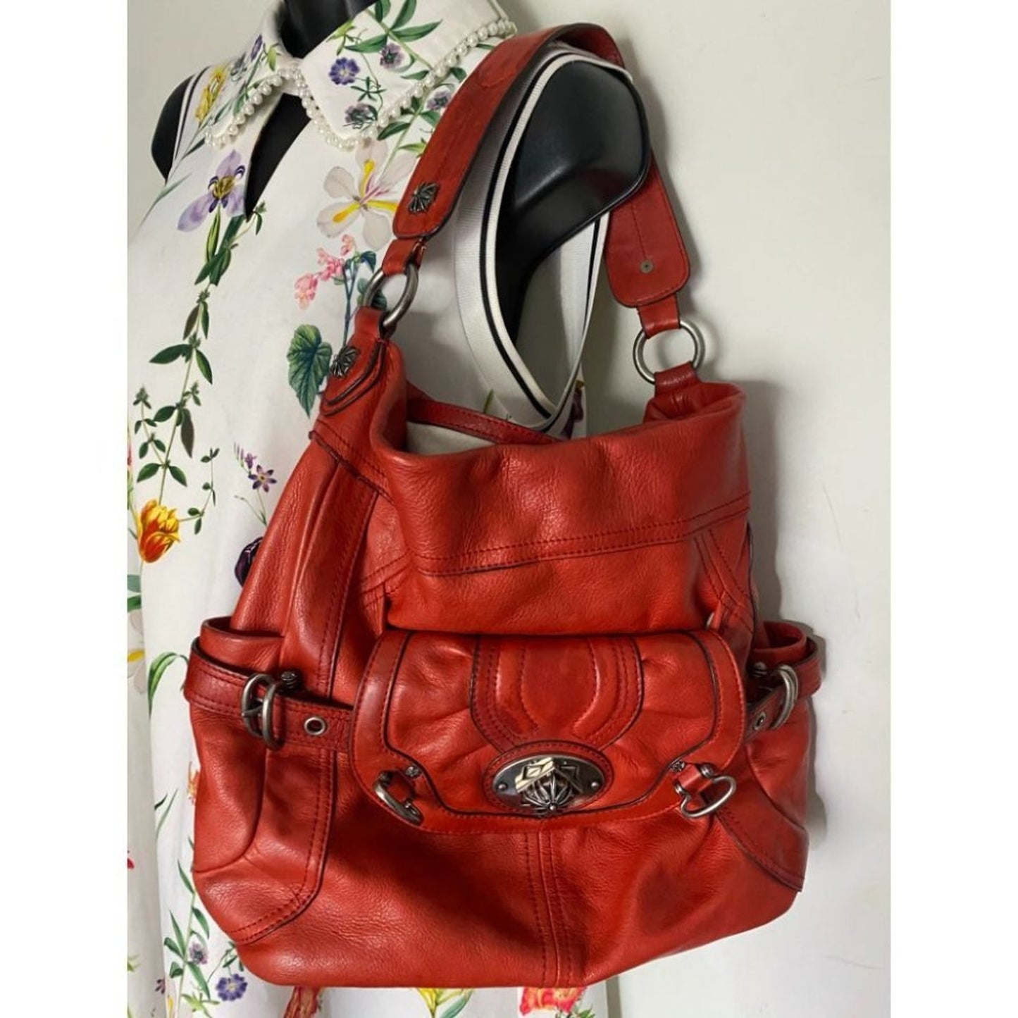 B. Makowsky Orange Large Leather Shoulder Bag