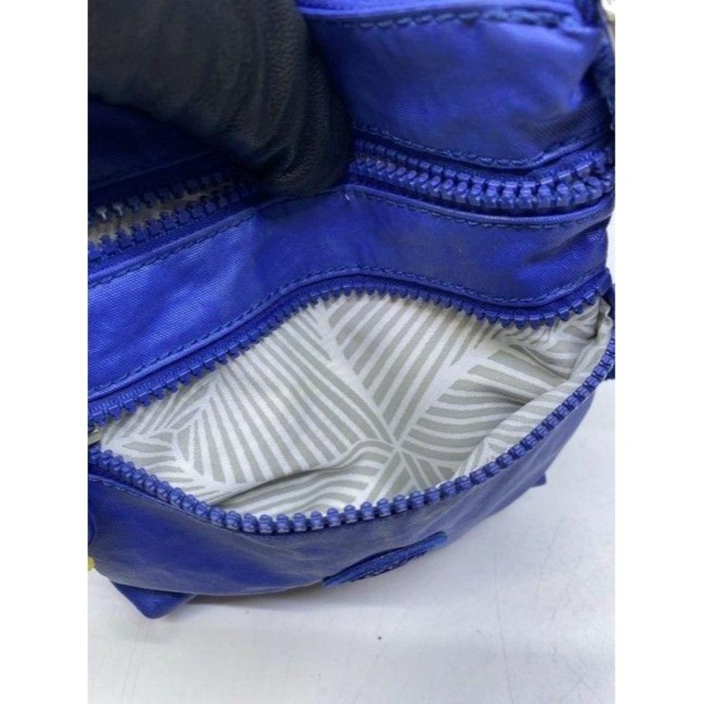 kipling day blue cross body bag