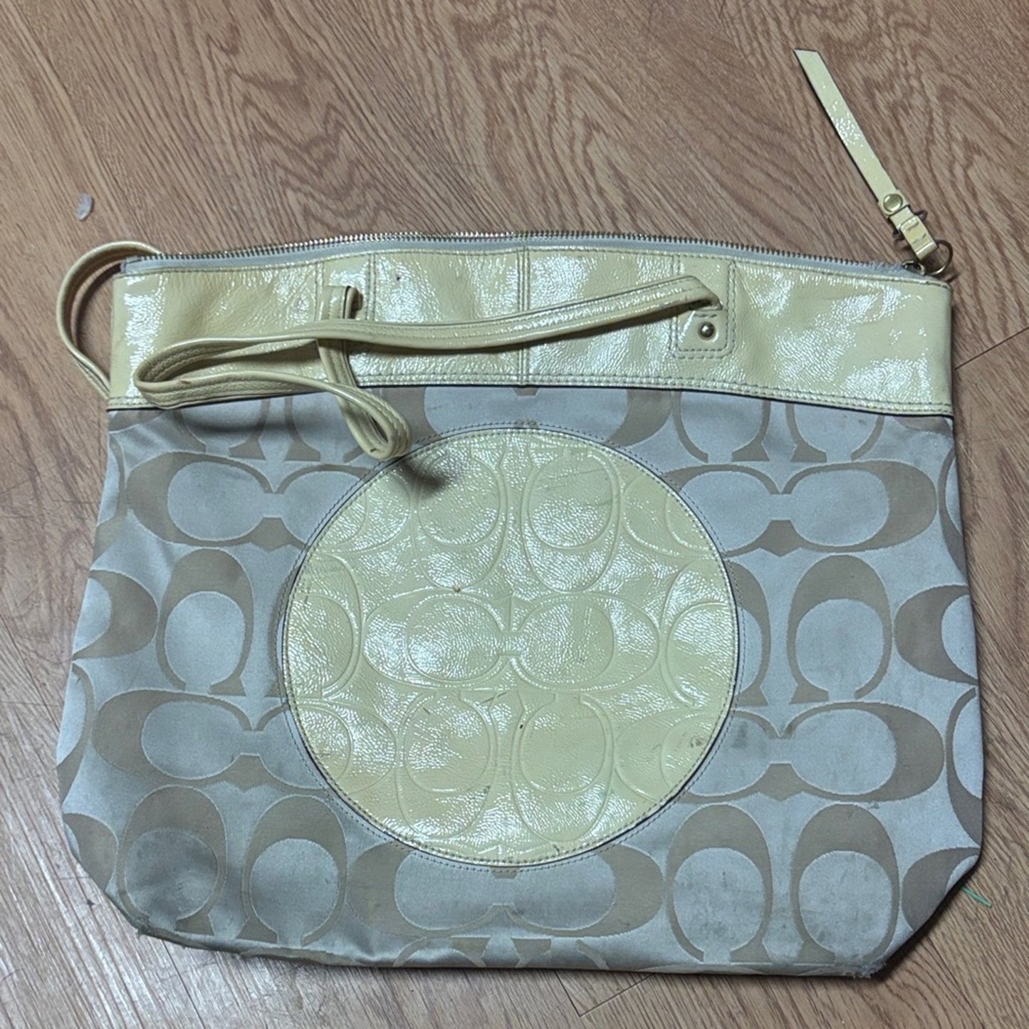 Coach Beige and Cream Shoulder Bag