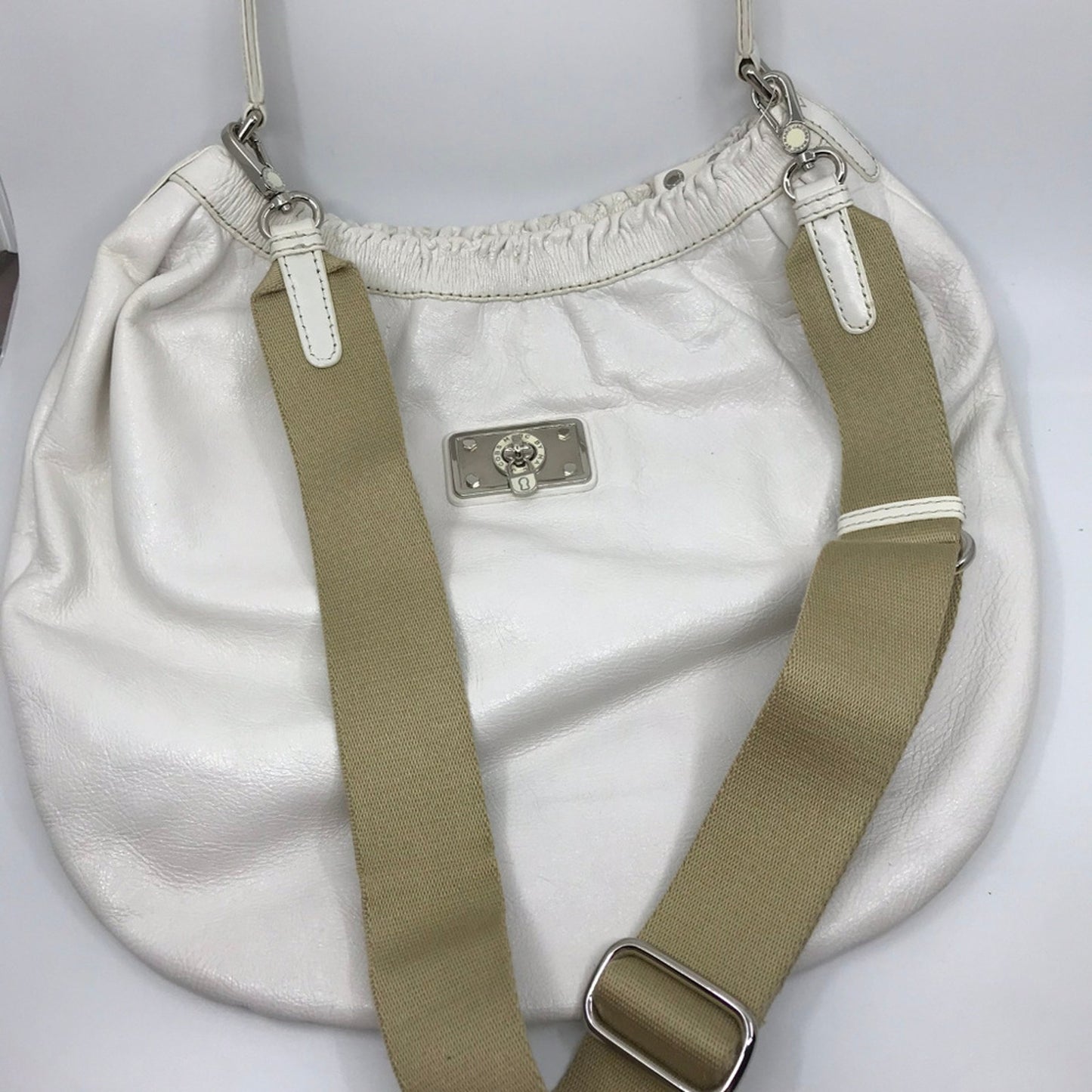MARC JACOBS White Leather Bucket Bag
