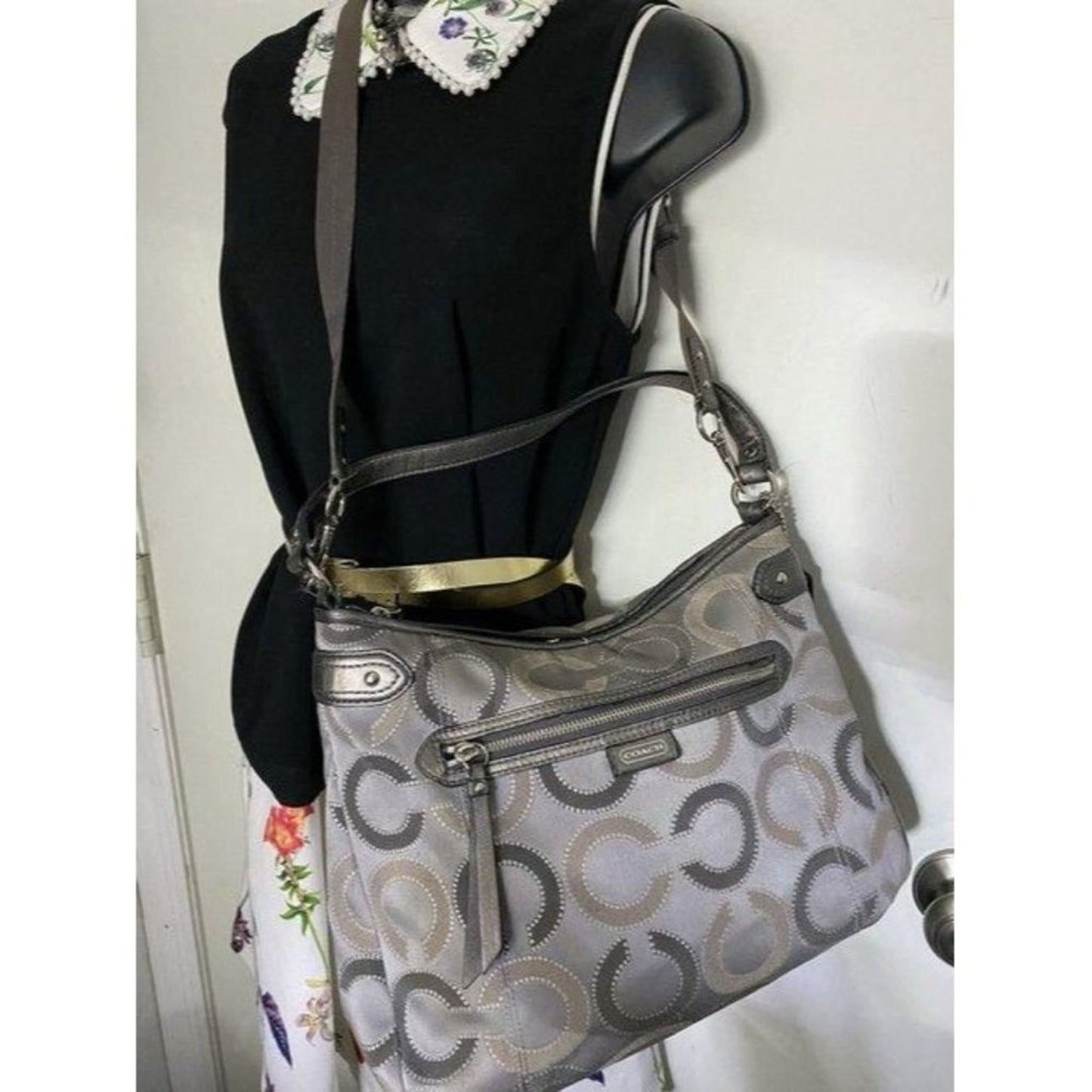 coach medium size silver gray jacquard fabric cros