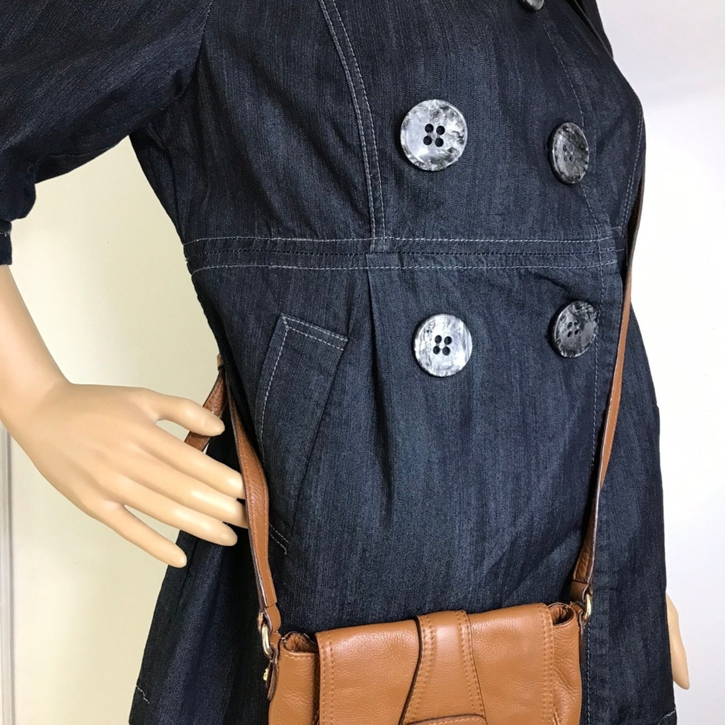 Michael Kors Crossbody Leather Gold Buckle