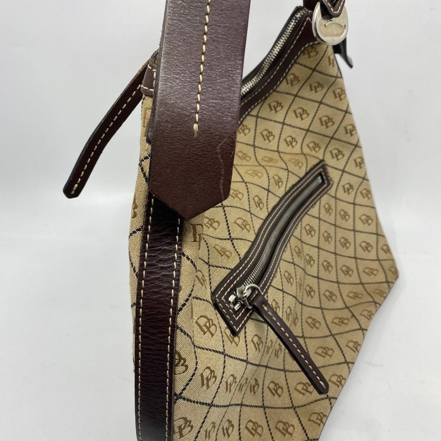 DOONEY & BOURKE Medium Brown Shoulder Bag