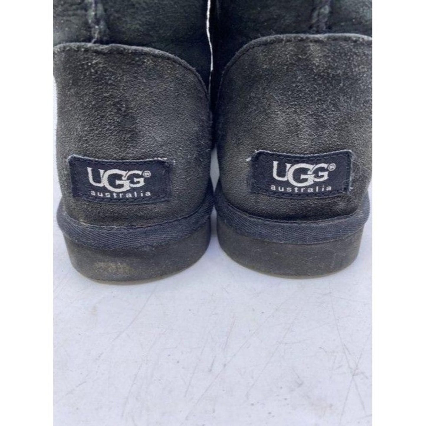 Ugg Australia Black Classic Tall Pull Bootsbooties