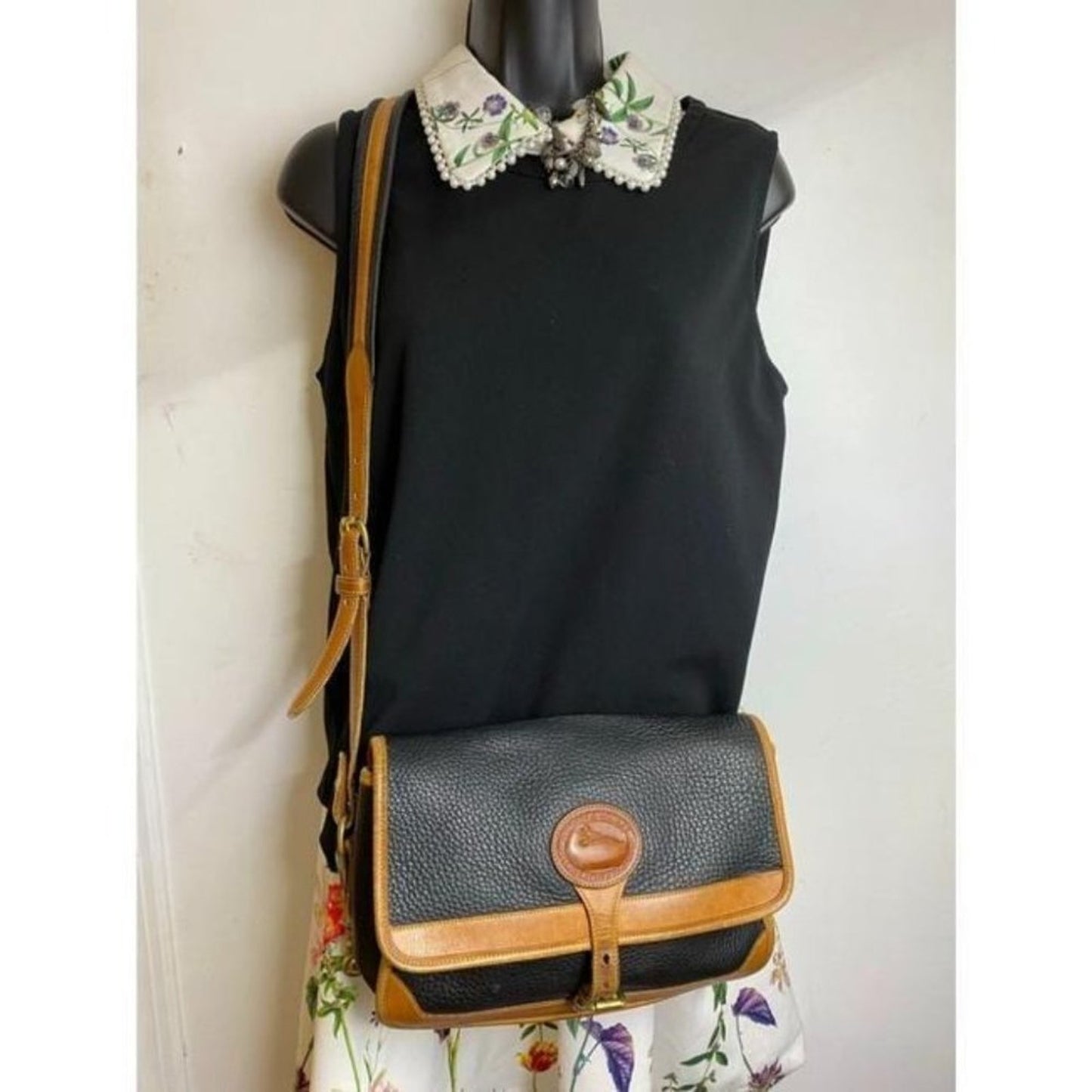 dooney and bourke vintage black orange leather cro
