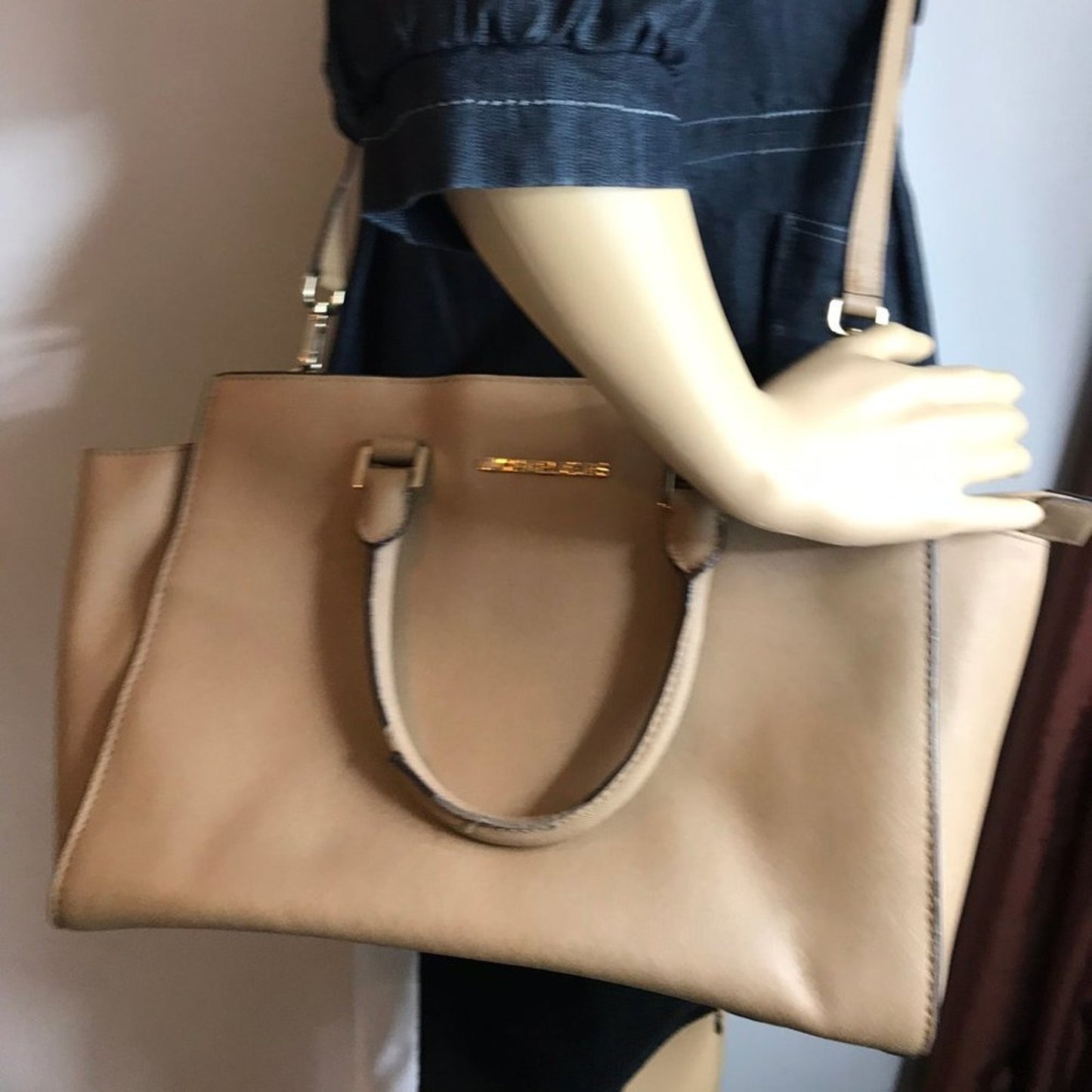 Michael Kors Tan Saffiano leather CrossBody Bag