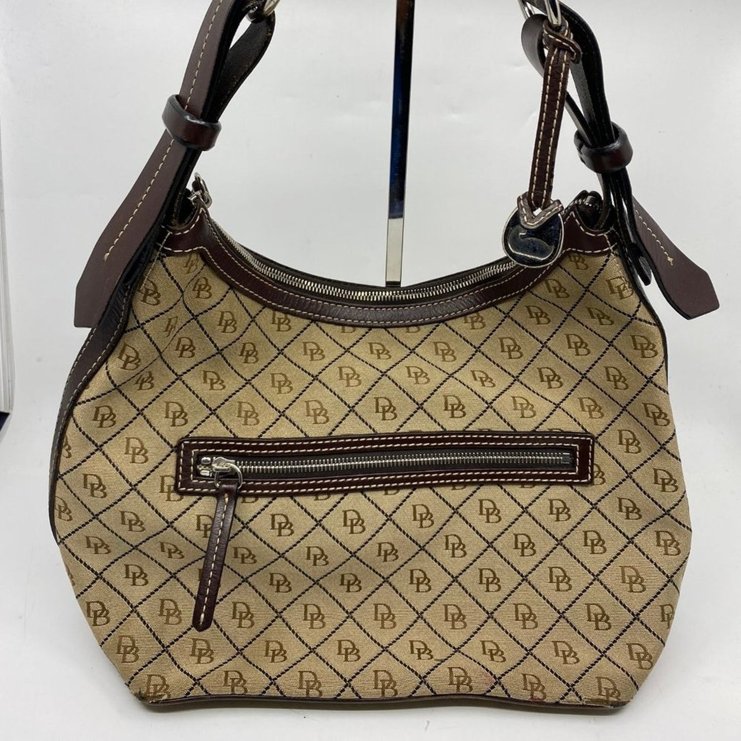 DOONEY & BOURKE Medium Brown Shoulder Bag
