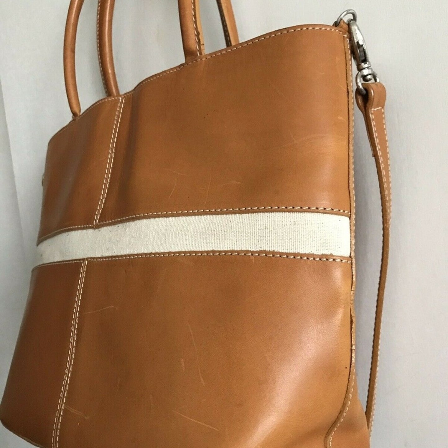 GUIA Medium Tan Leather Crossbody Bag