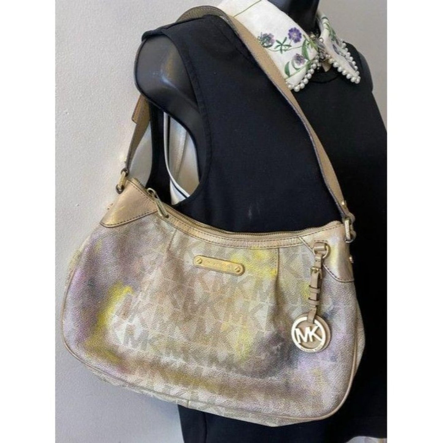 michael kors customized tan tote