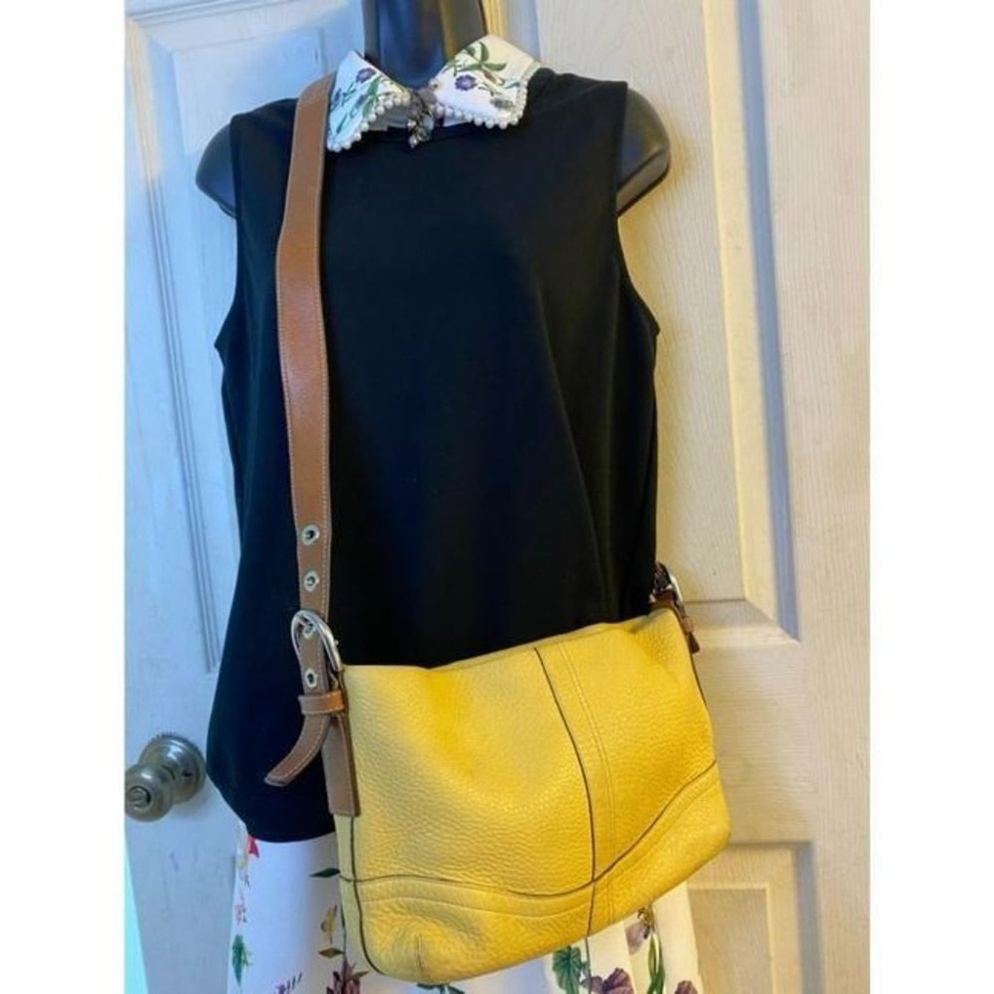 coach medium w adjustable strap yellow leather cro