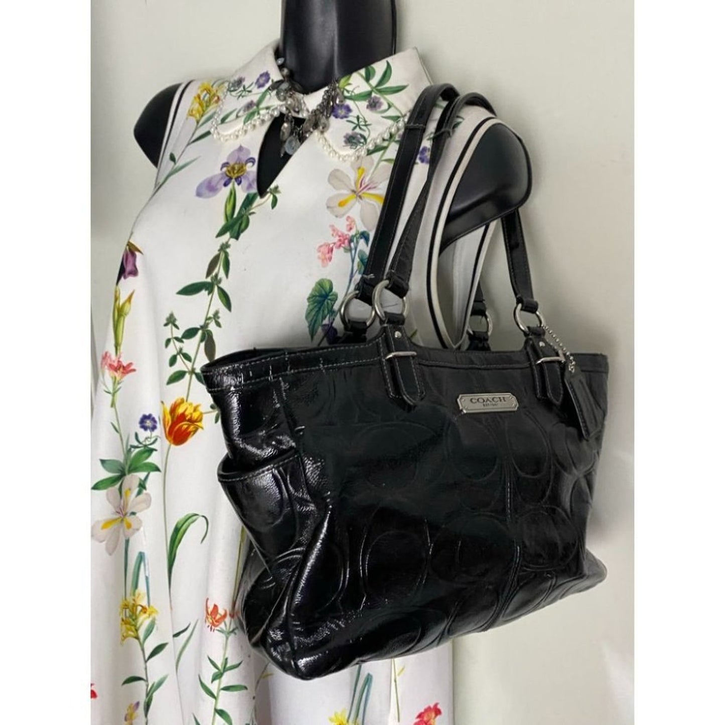 COACH Large Patent Leather Black Shoulder Bag