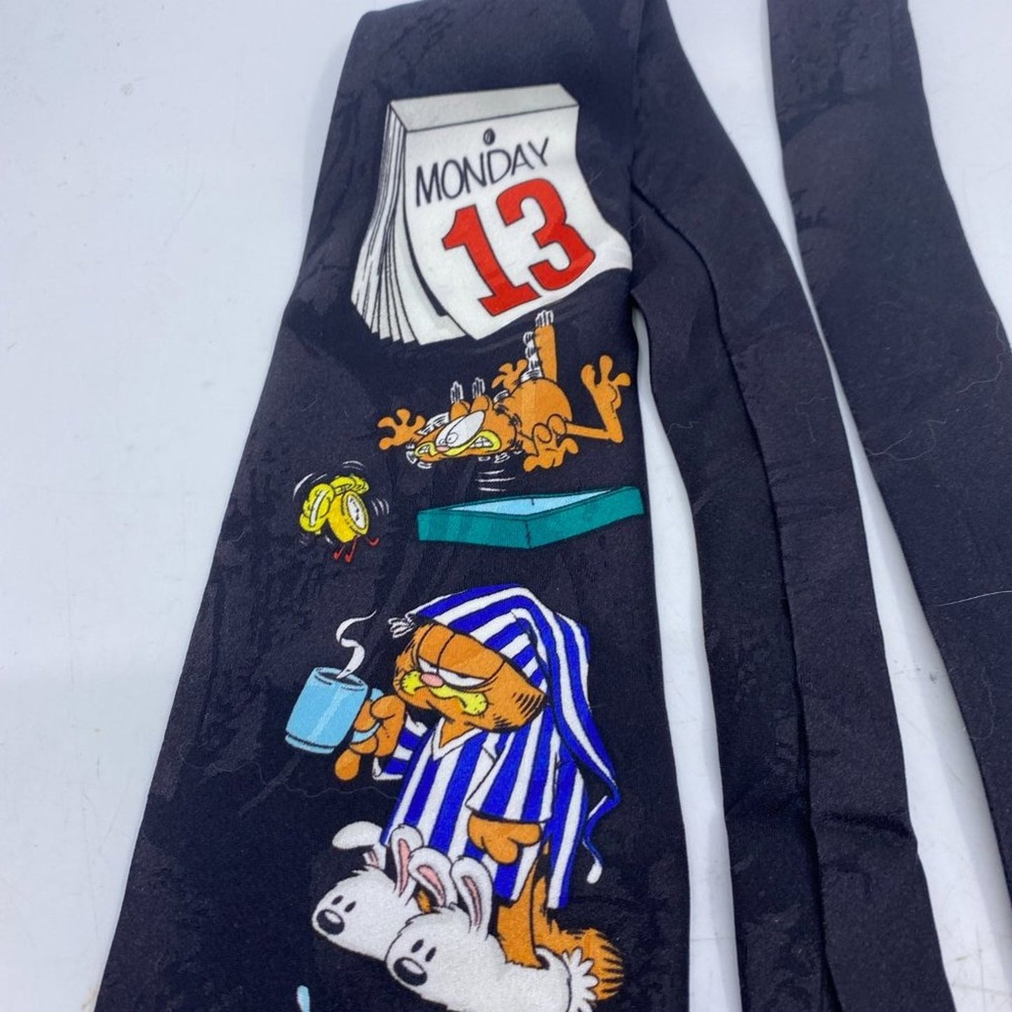 Addiction Garfield Monday the 13 Tie