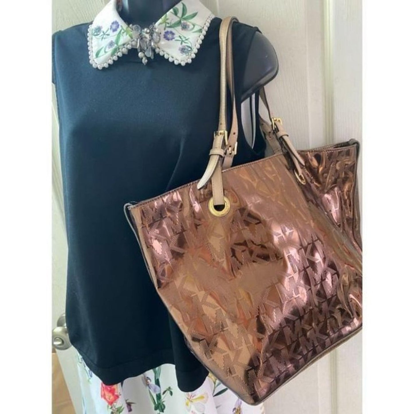 michael kors large brown patent leather shoulder b