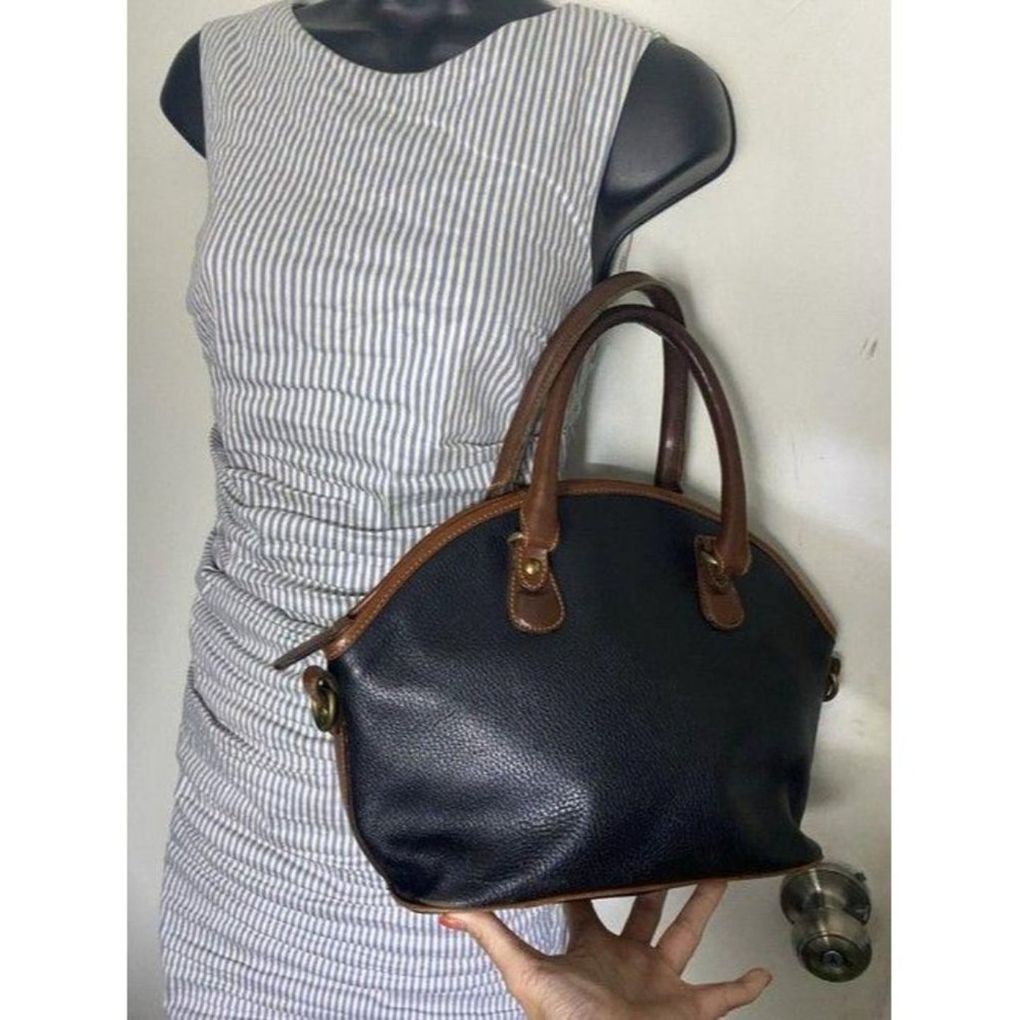 coach shoulder bag vintage handbag great find blac